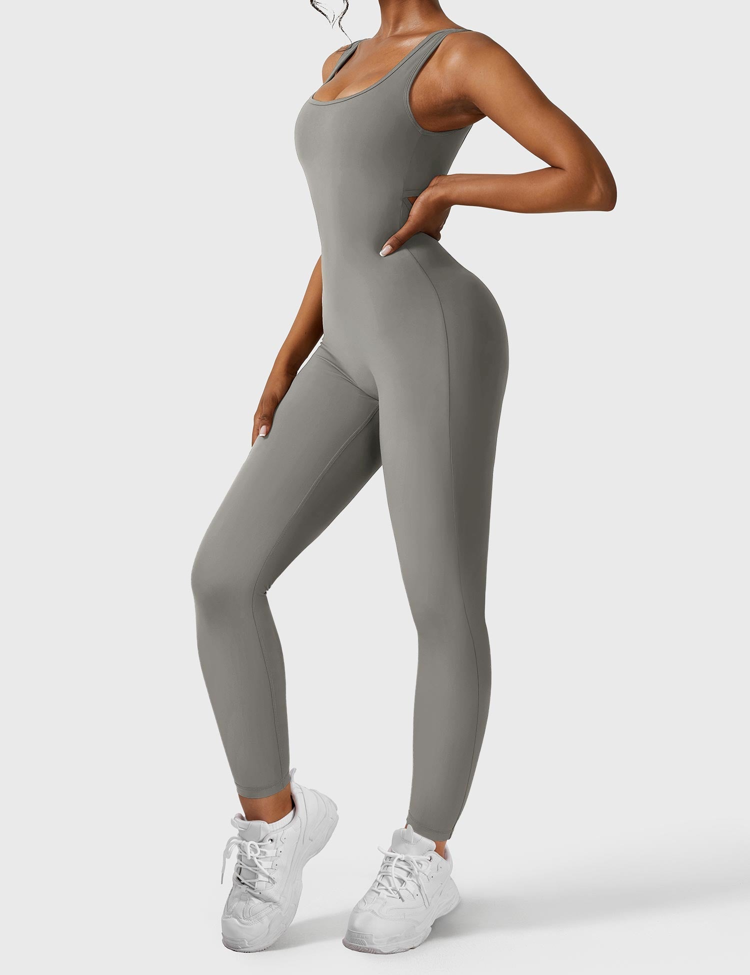 YGLEO Lizvette V-Back Jumpsuit