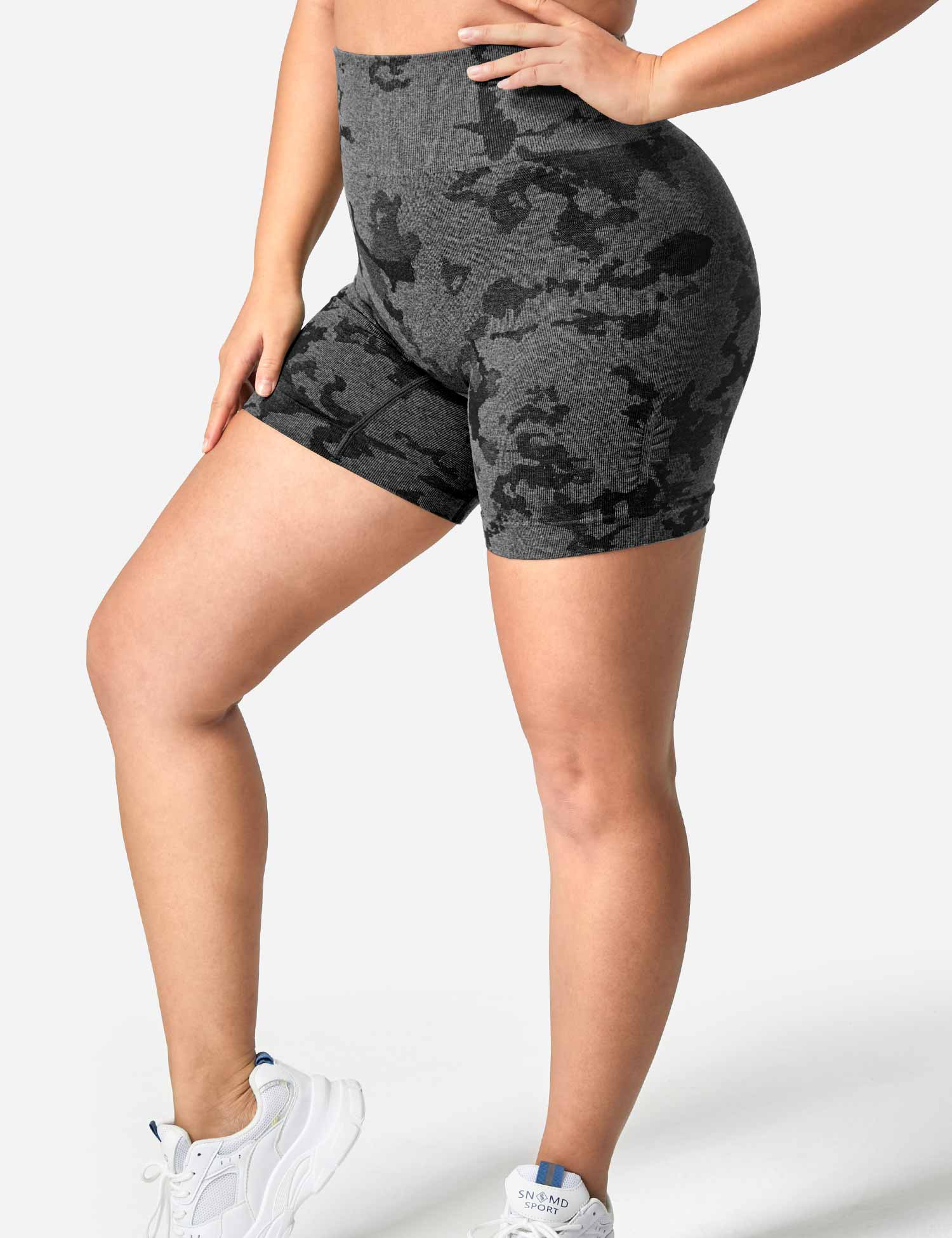 YGLEO Camo Seamless Shorts