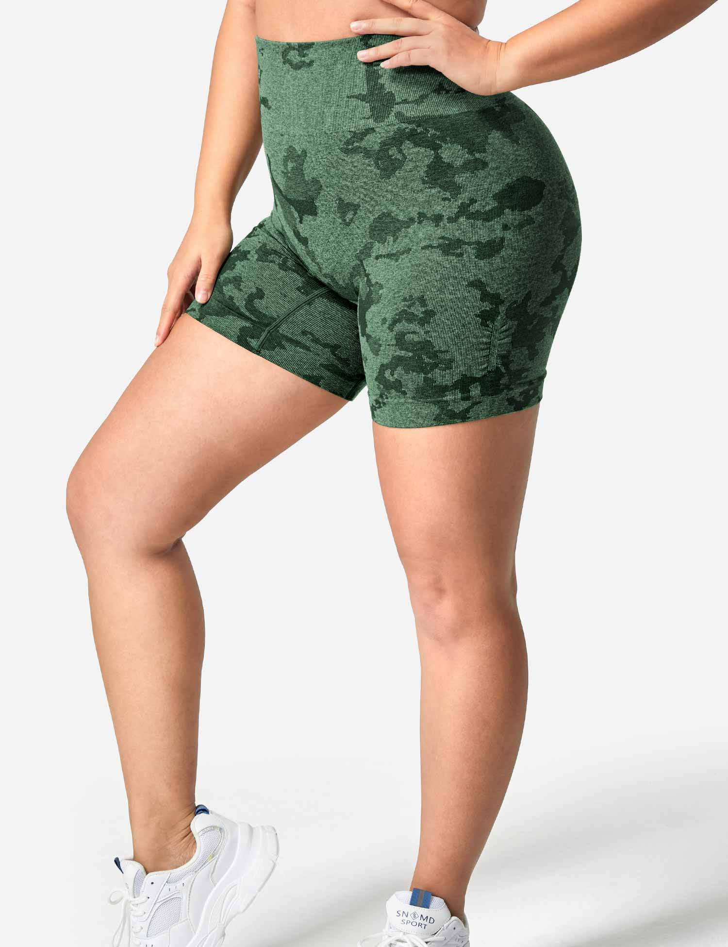 YGLEO Camo Seamless Shorts