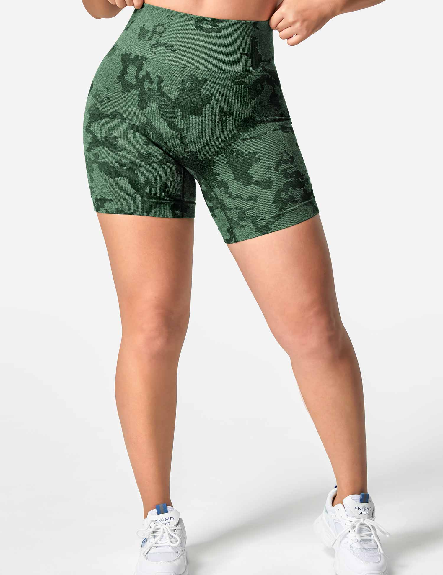 YGLEO Camo Seamless Shorts