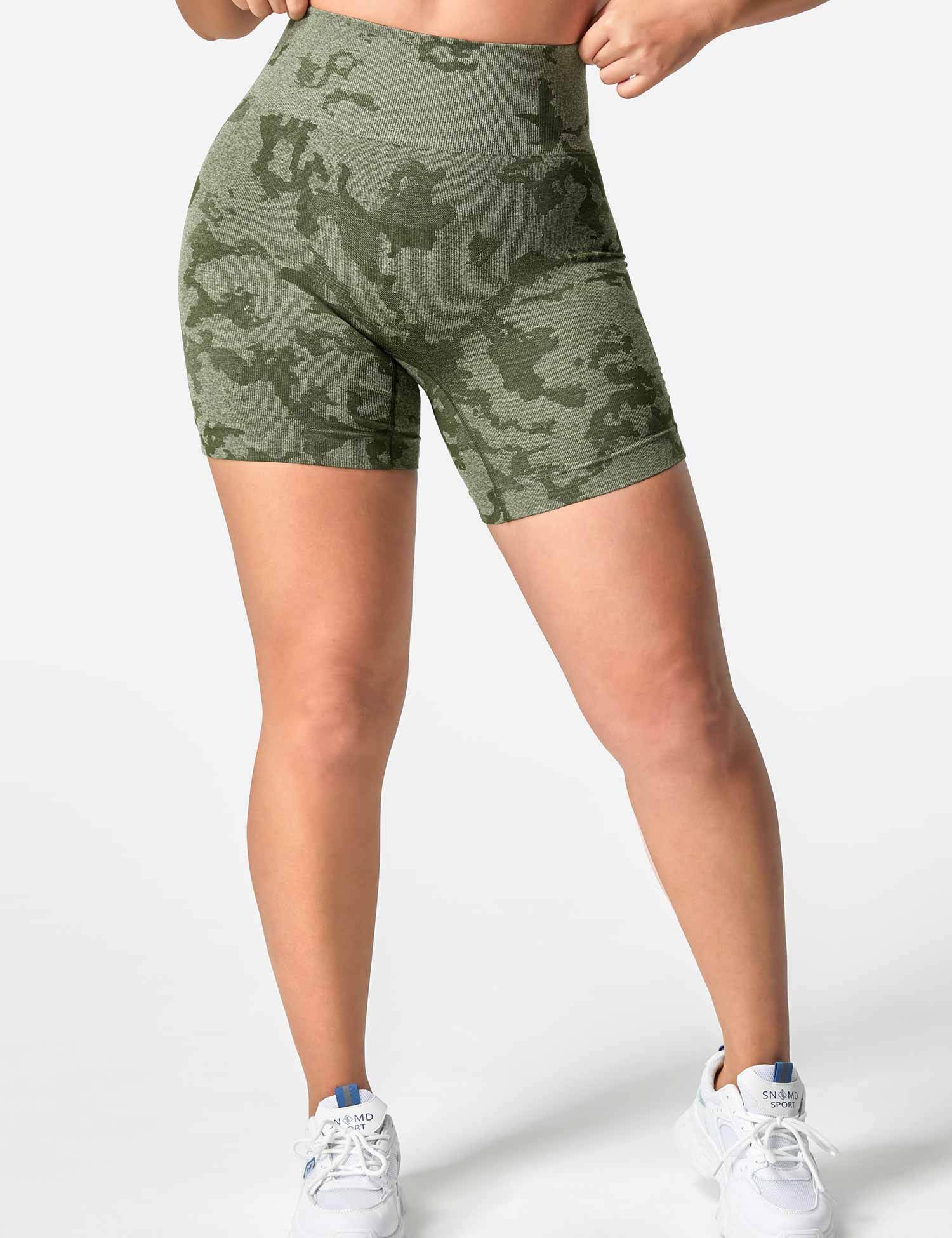 YGLEO Camo Seamless Shorts