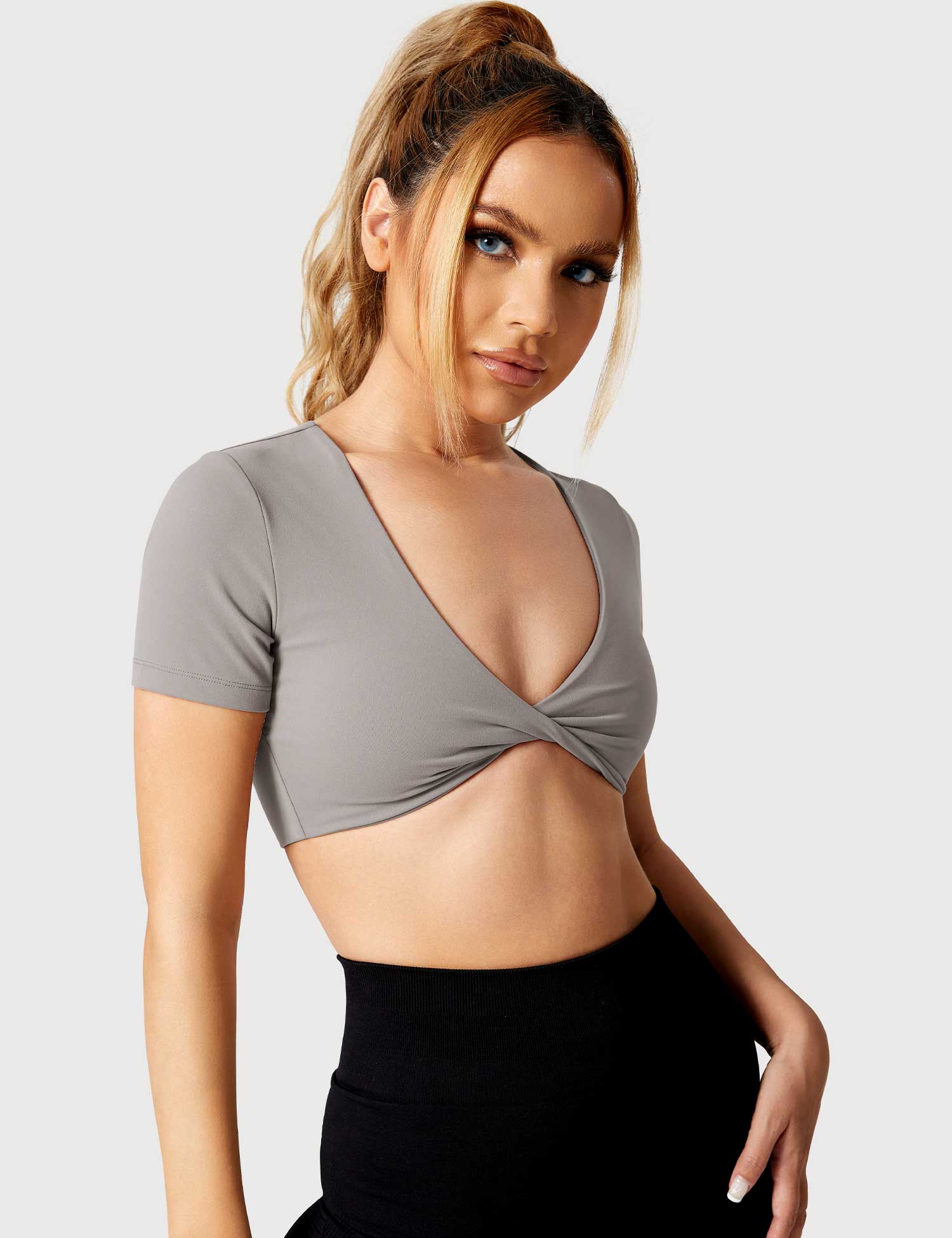 YGLEO Kyla Short Sleeves