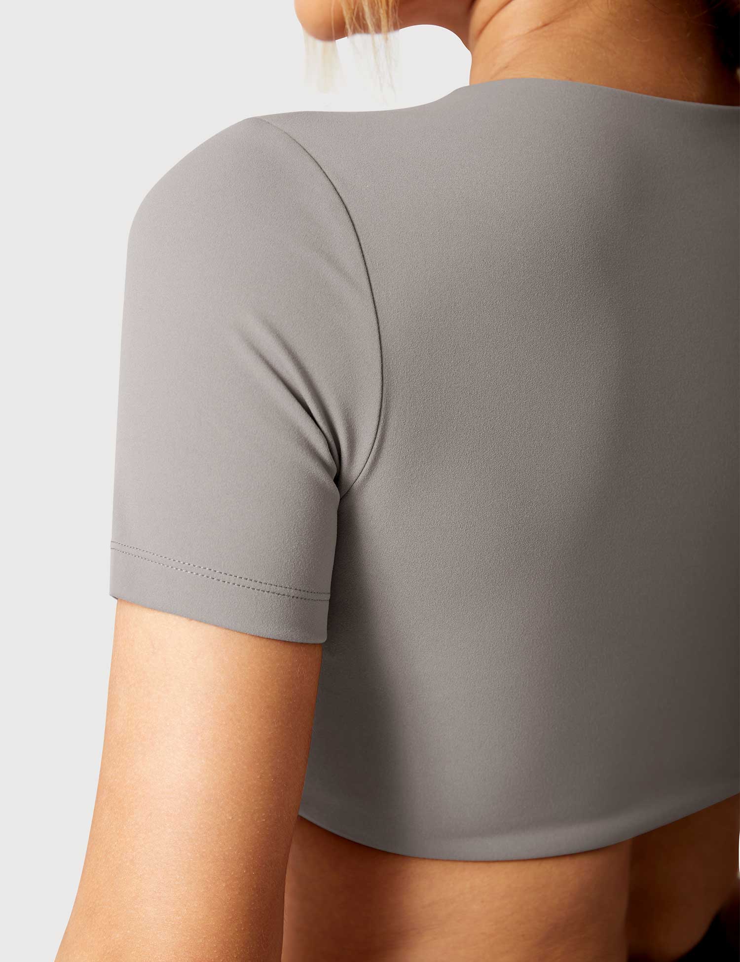 YGLEO Kyla Short Sleeves