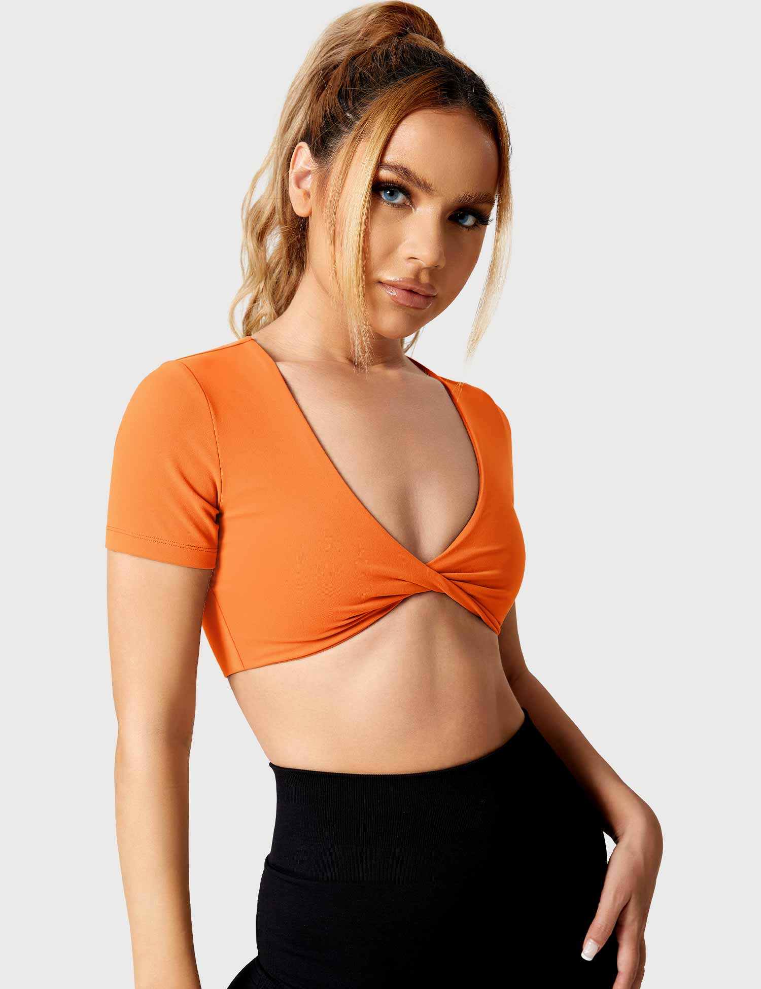 YGLEO Kyla Short Sleeves