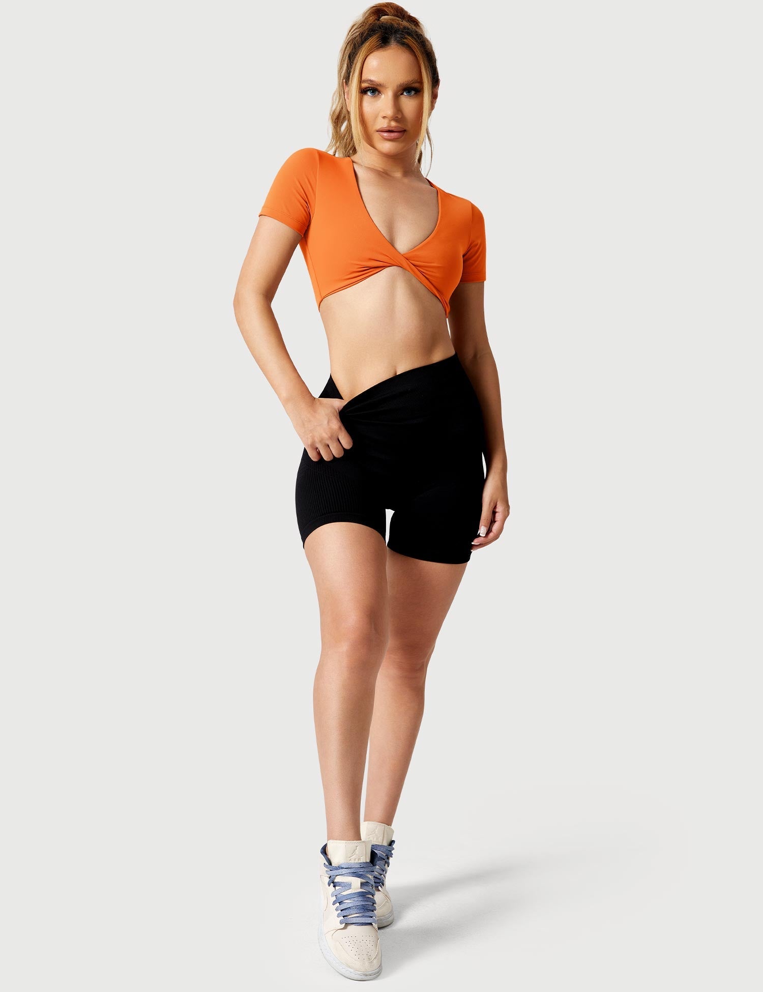 YGLEO Kyla Short Sleeves