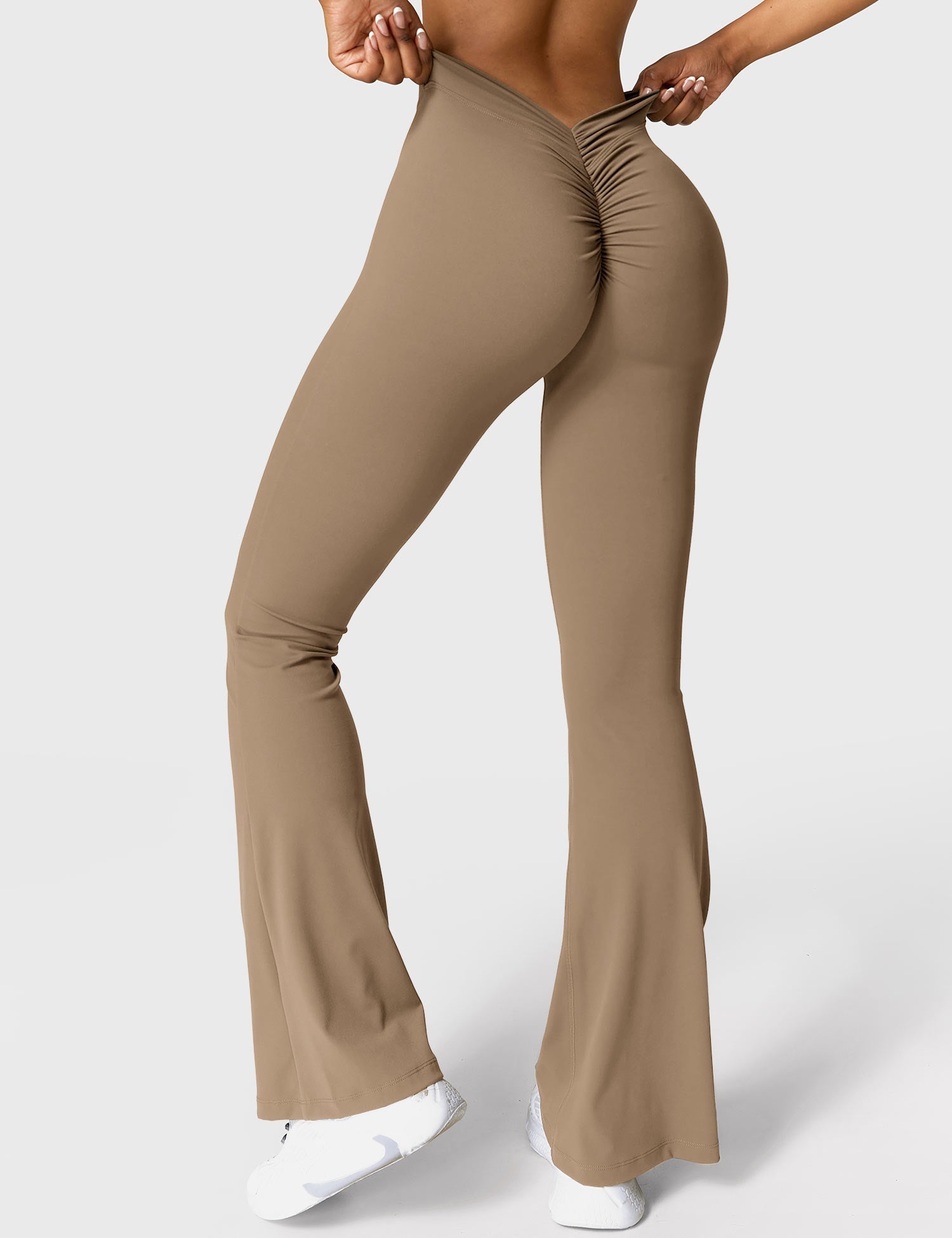 YGLEO Daze V-back Flare Leggings