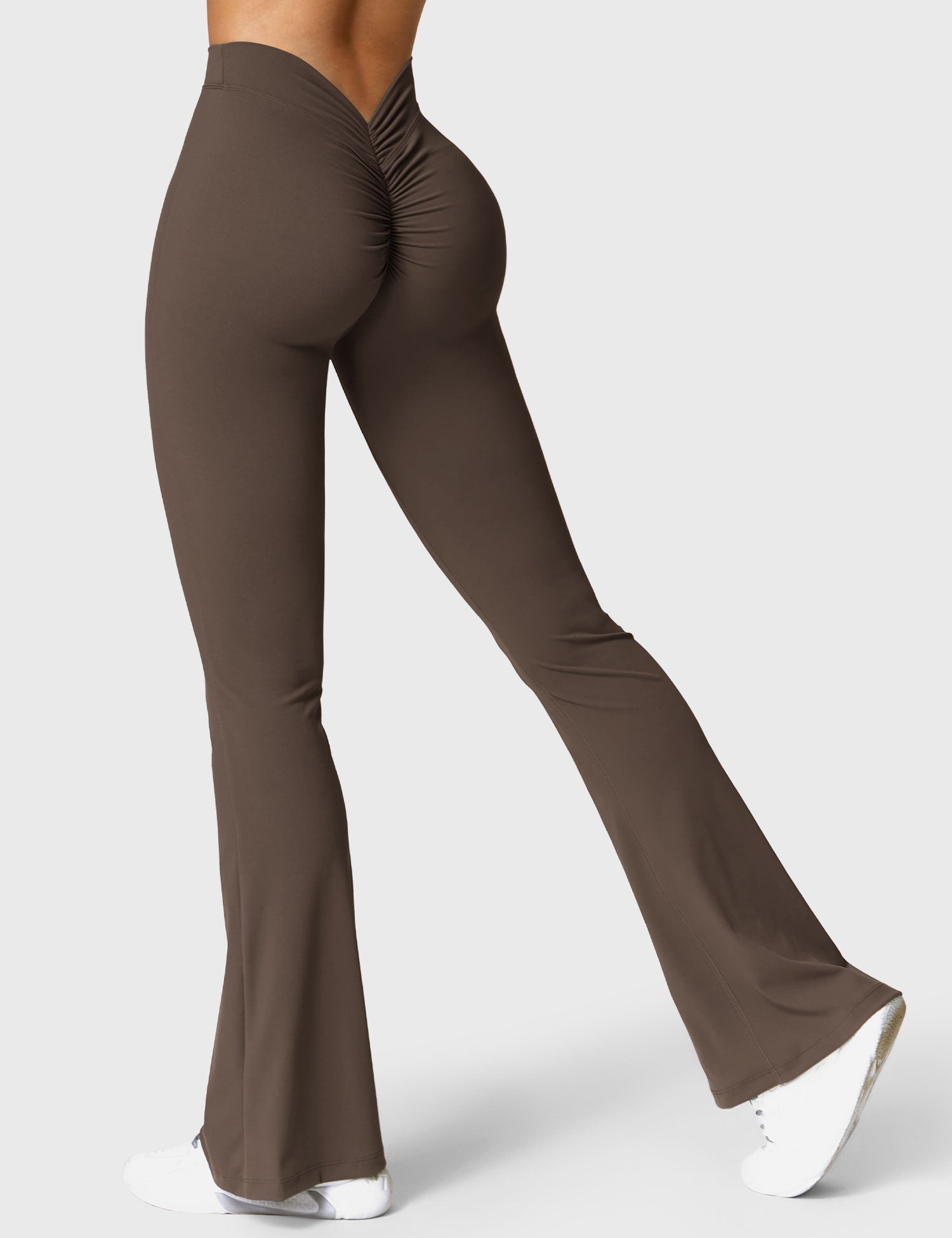 YGLEO Daze V-back Flare Leggings