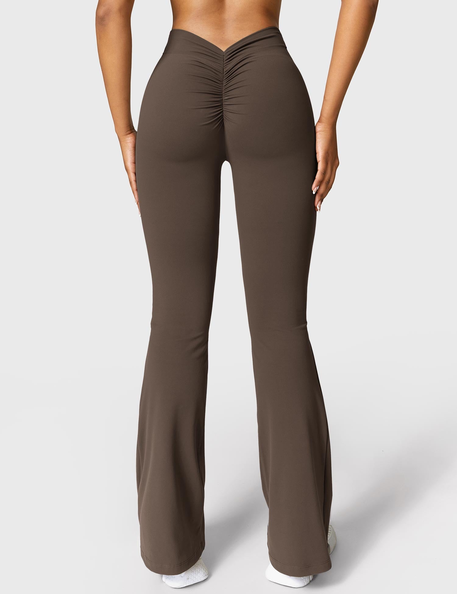 YGLEO Daze V-back Flare Leggings