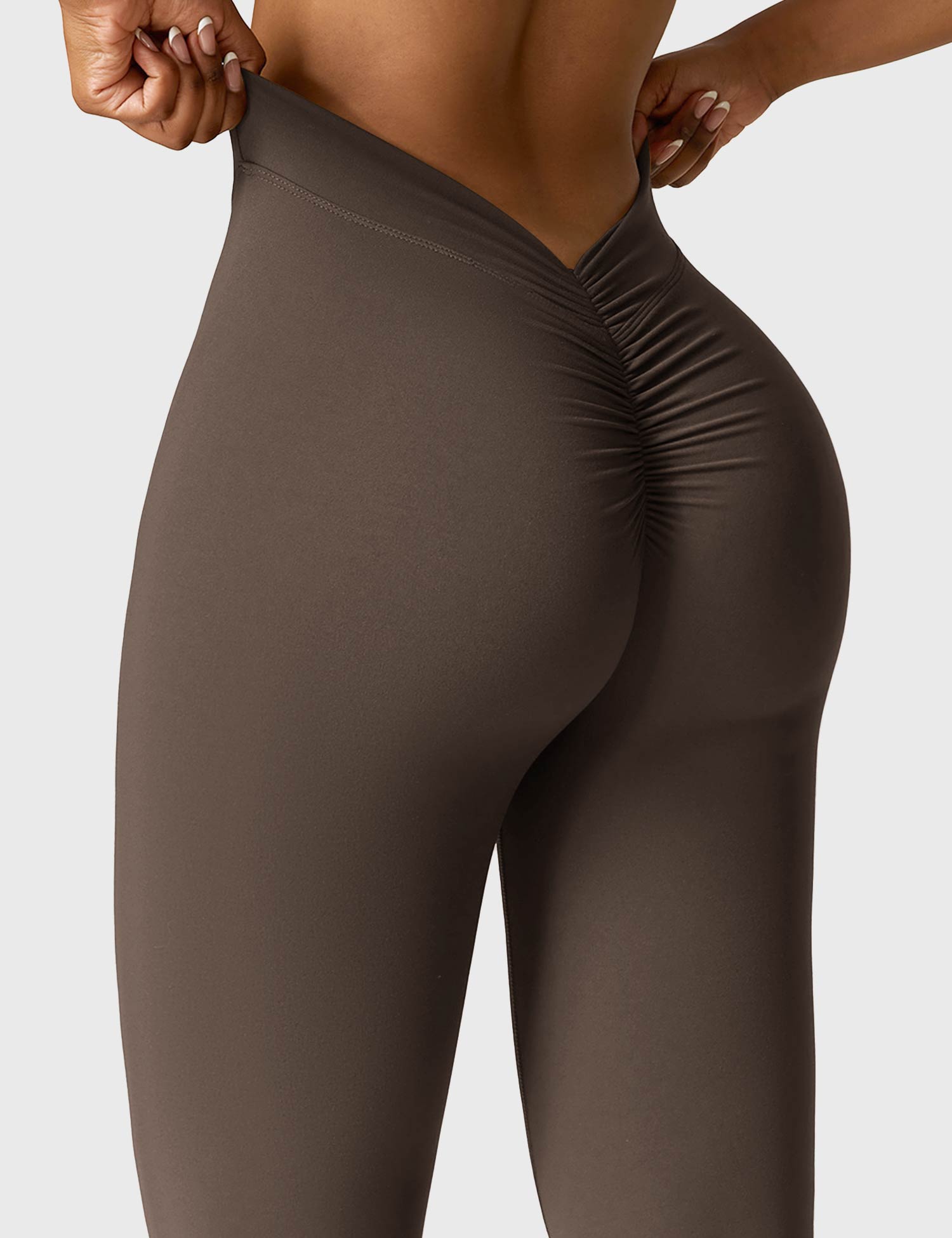 YGLEO Daze V-back Flare Leggings
