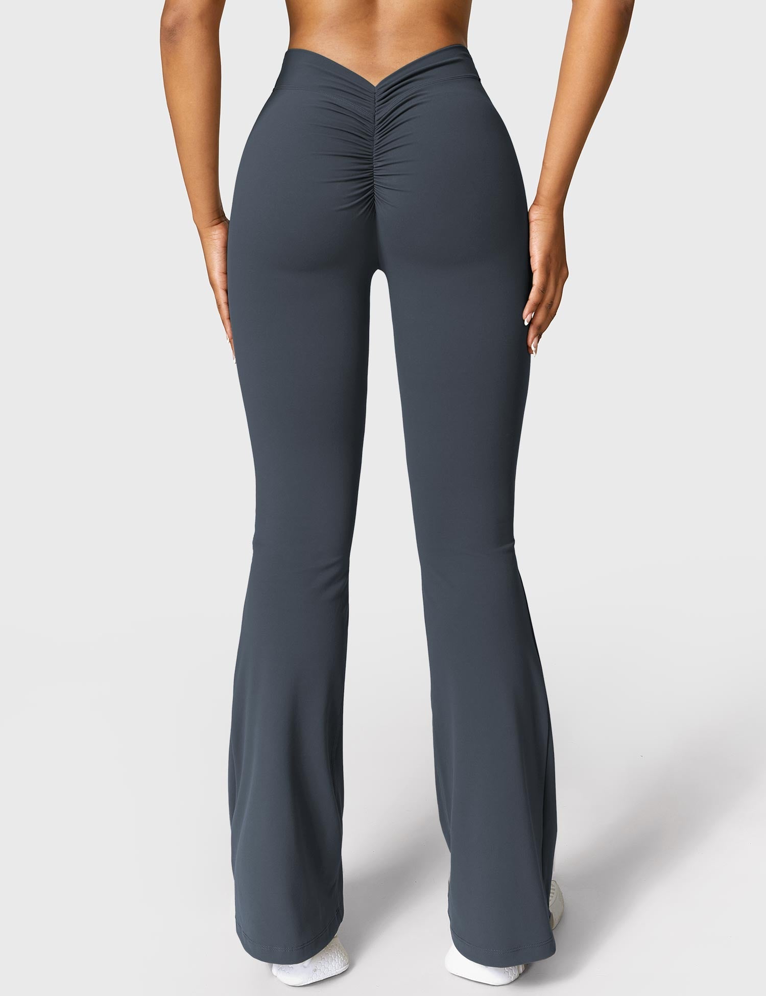 YGLEO Daze V-back Flare Leggings