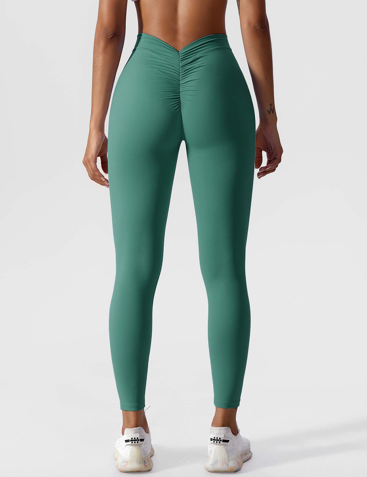 YGLEO V-back Ruched Leggings