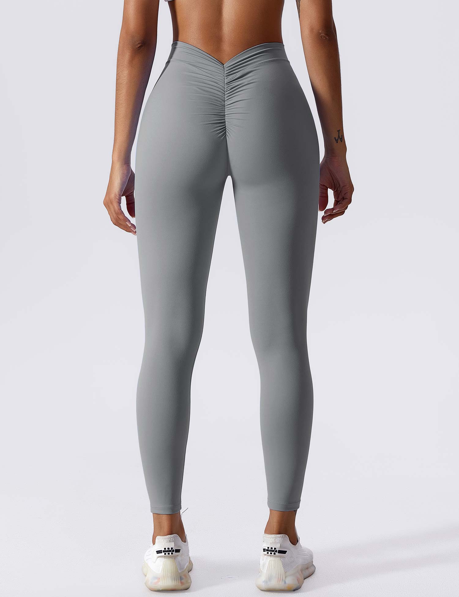 YGLEO V-back Ruched Leggings