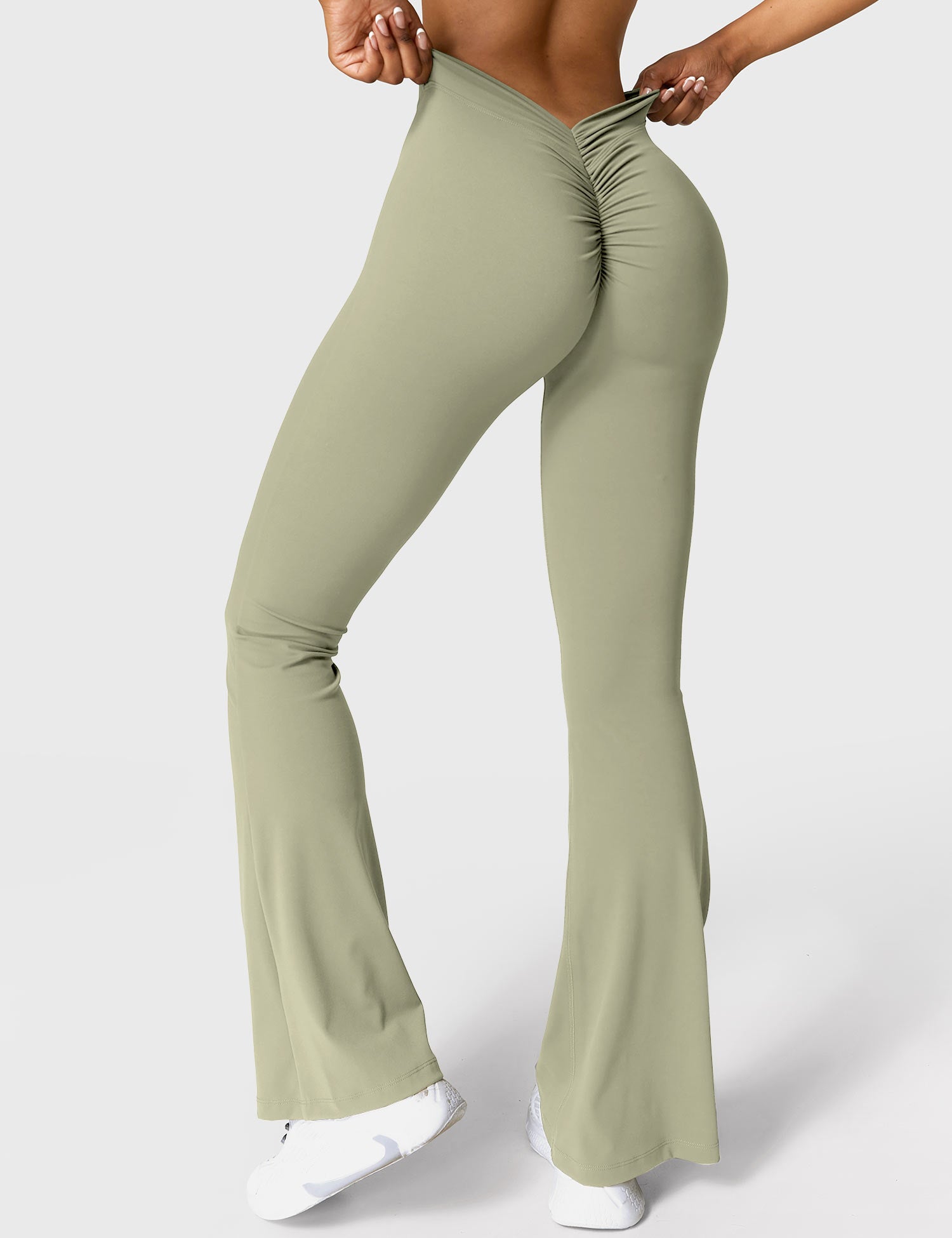 YGLEO Daze V-back Flare Leggings