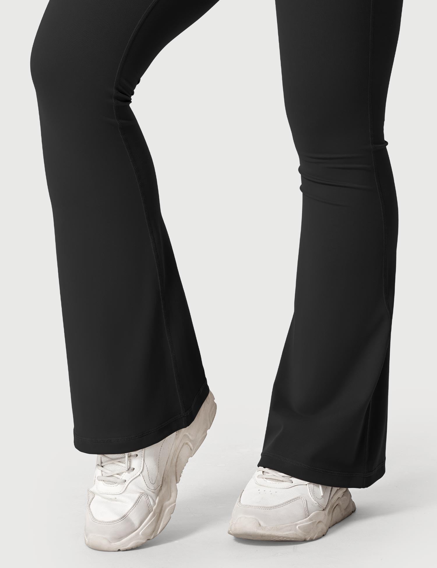 YGLEO Lynnie Flared Leggings