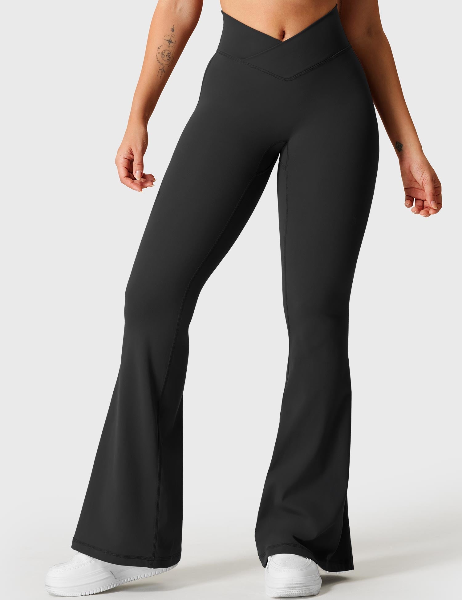 YGLEO V-waistband Kalie Flare Leggings