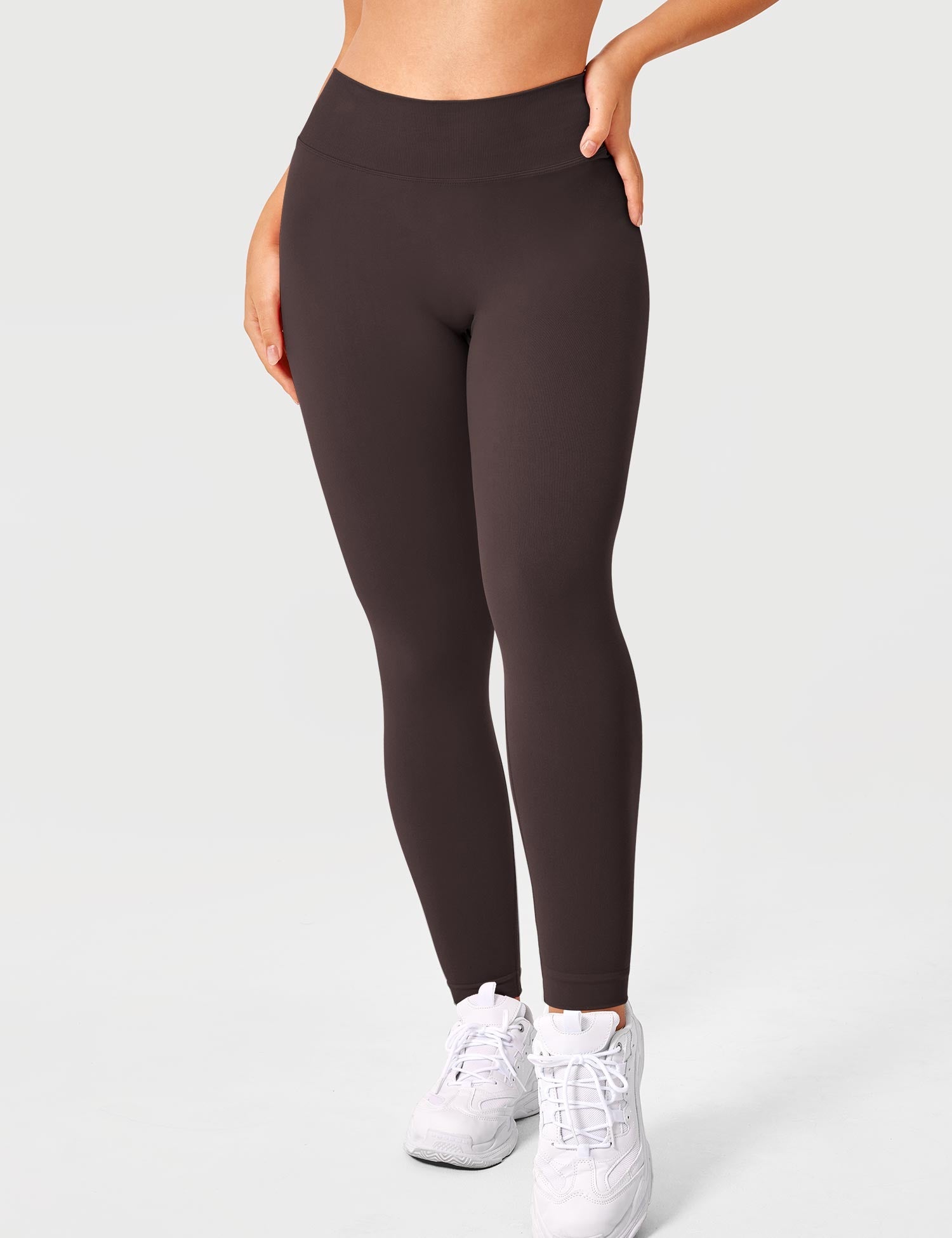 YGLEO V-back Alexi Leggings