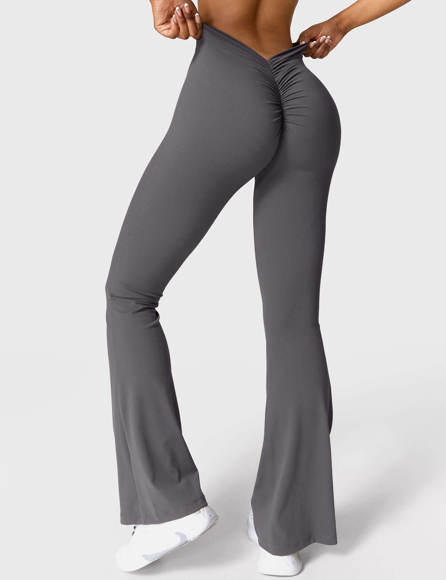 YGLEO Daze V-back Flare Leggings
