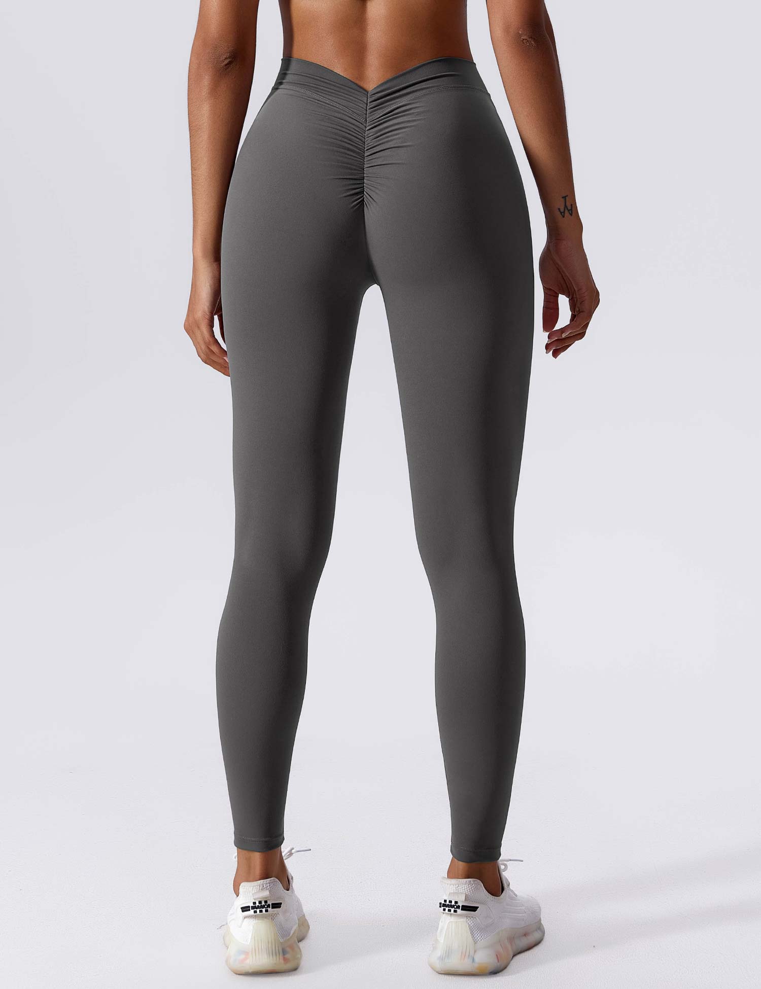 YGLEO V-back Ruched Leggings