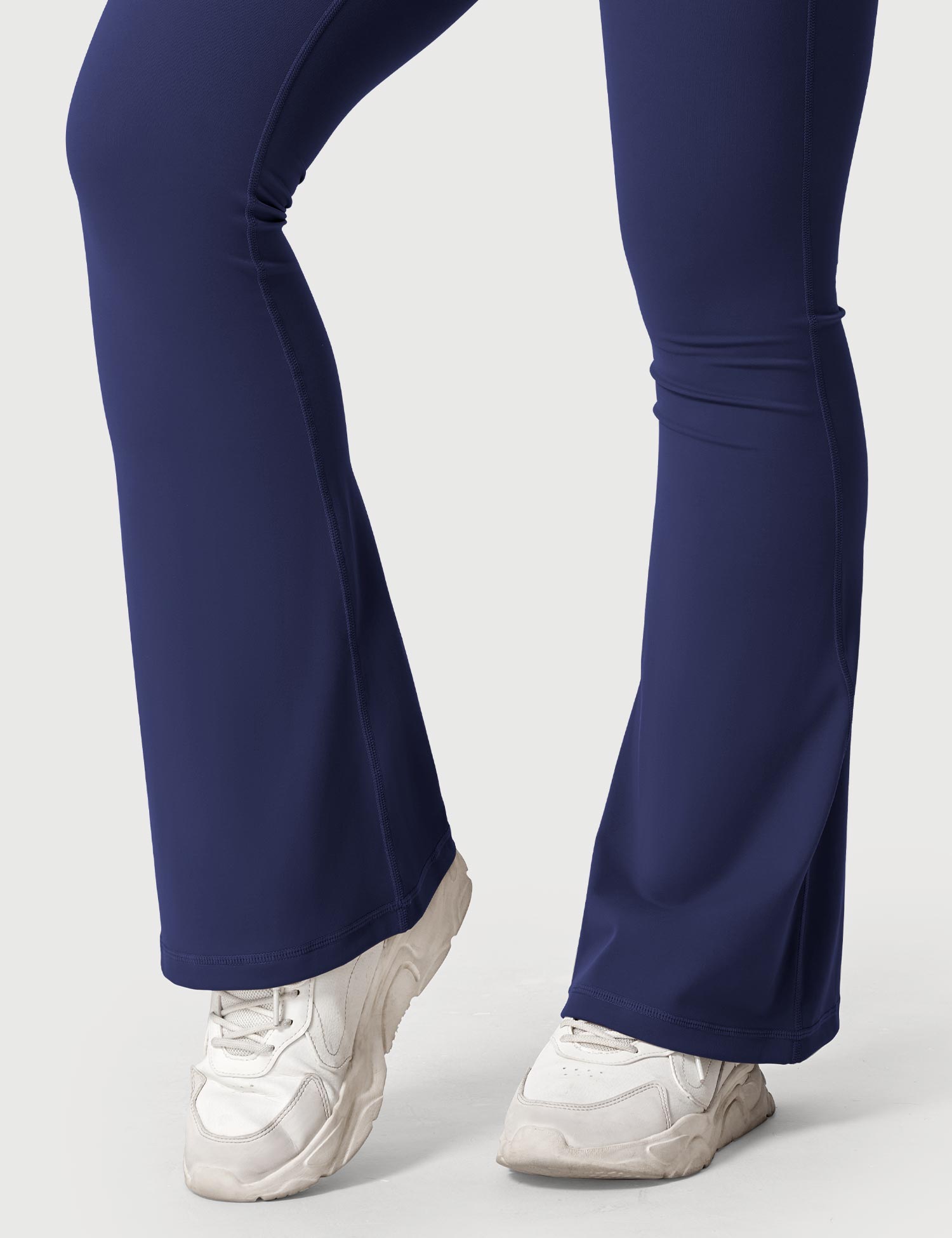 YGLEO Lynnie Flared Leggings