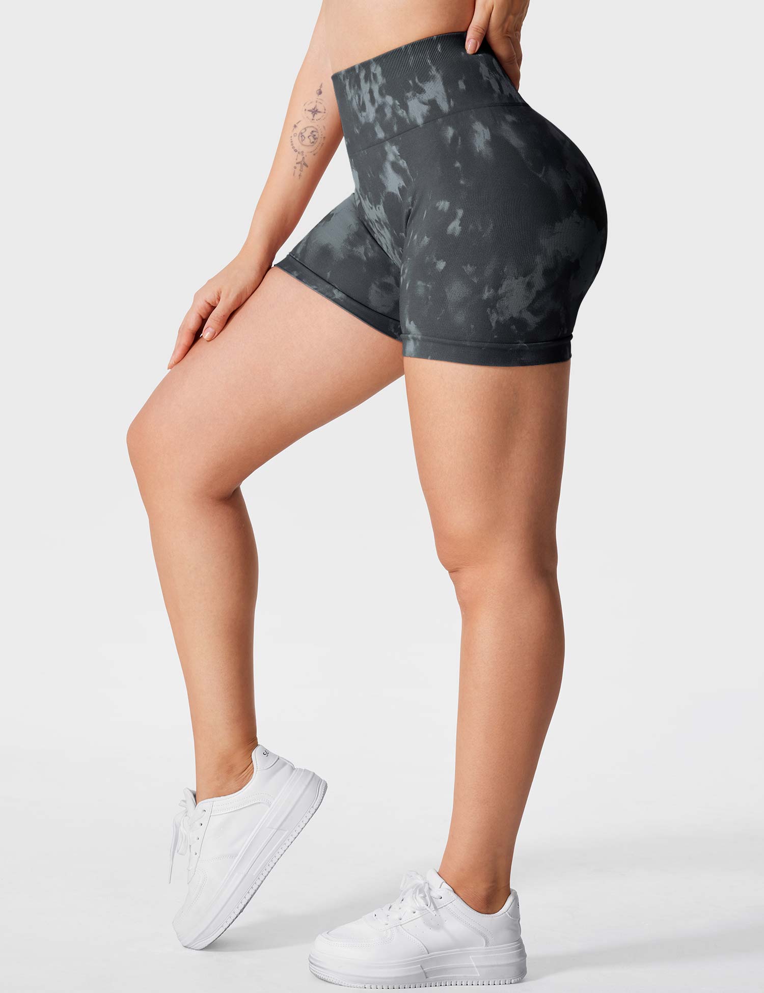 YGLEO Seamless Print Jada Shorts
