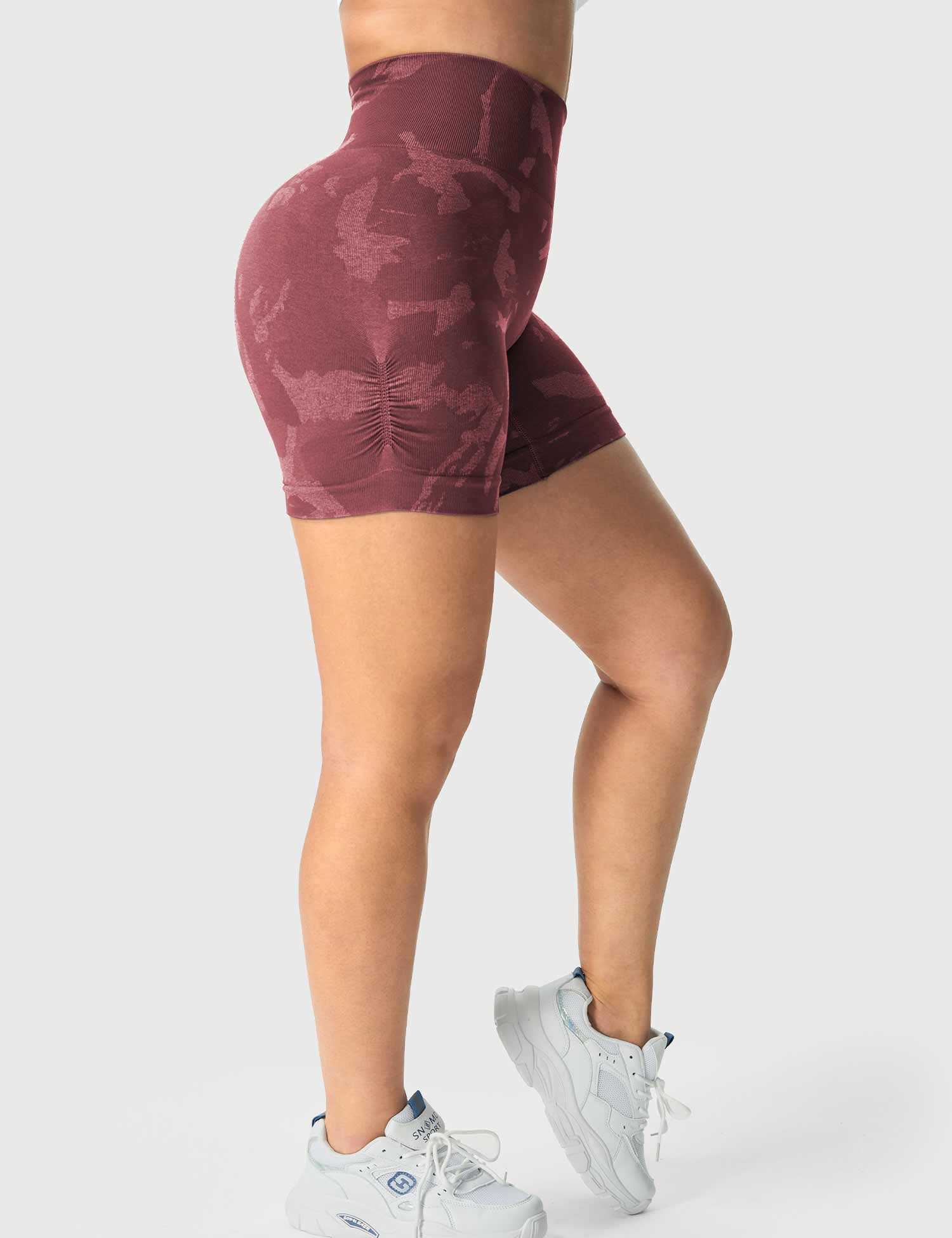 YGLEO Savanna Seamless Shorts
