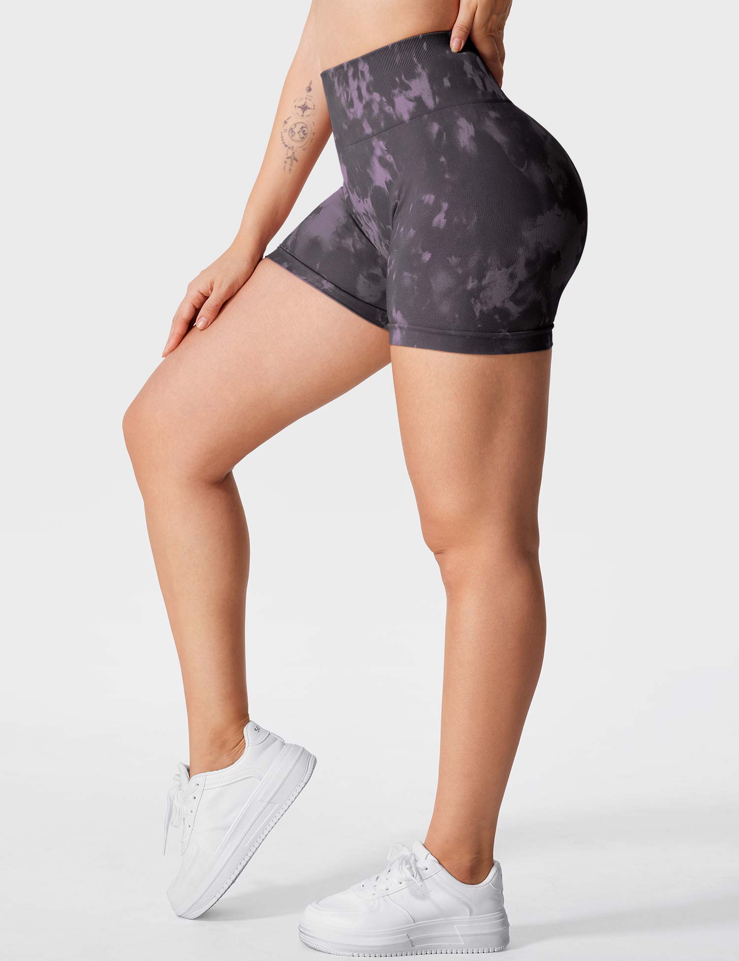 YGLEO Seamless Print Jada Shorts