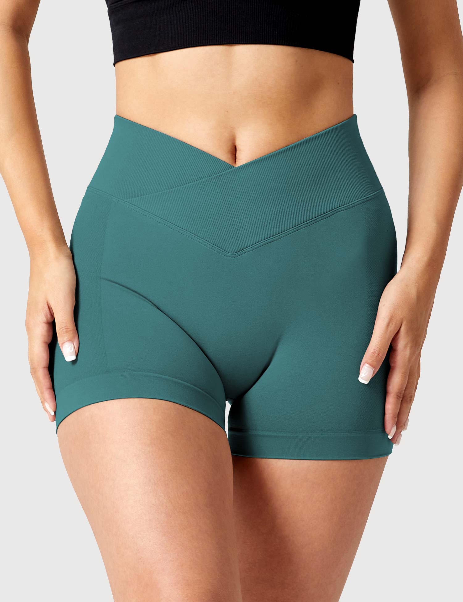 YGLEO 3.6”Amplify V-Waistband Shorts