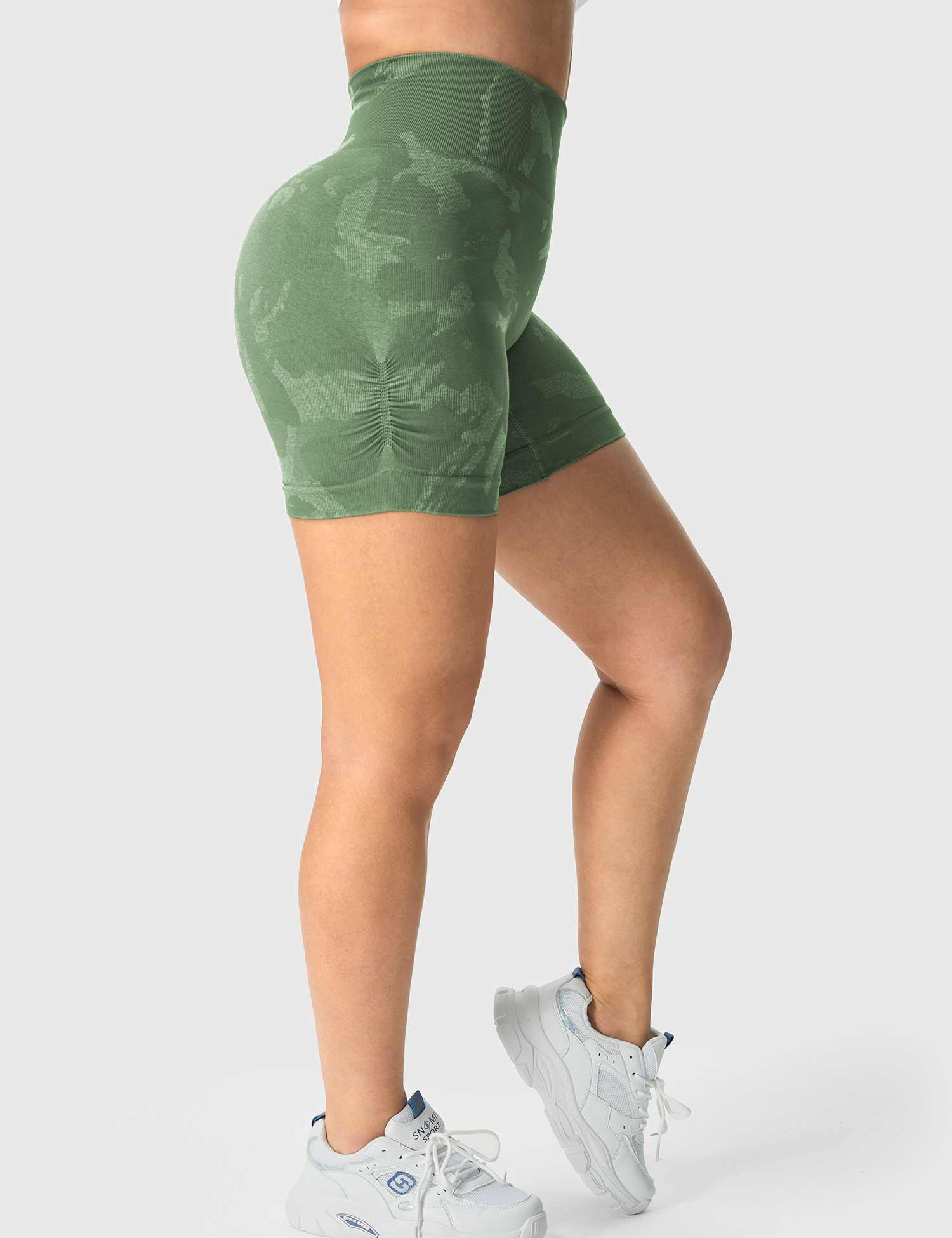 YGLEO Savanna Seamless Shorts