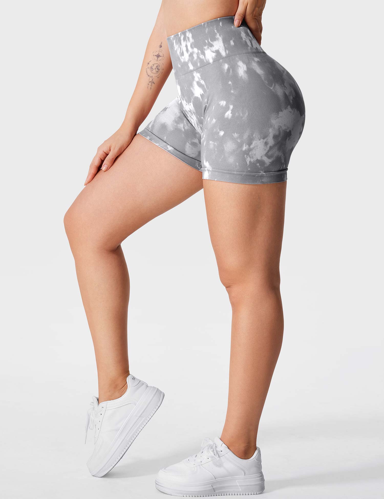 YGLEO Seamless Print Jada Shorts