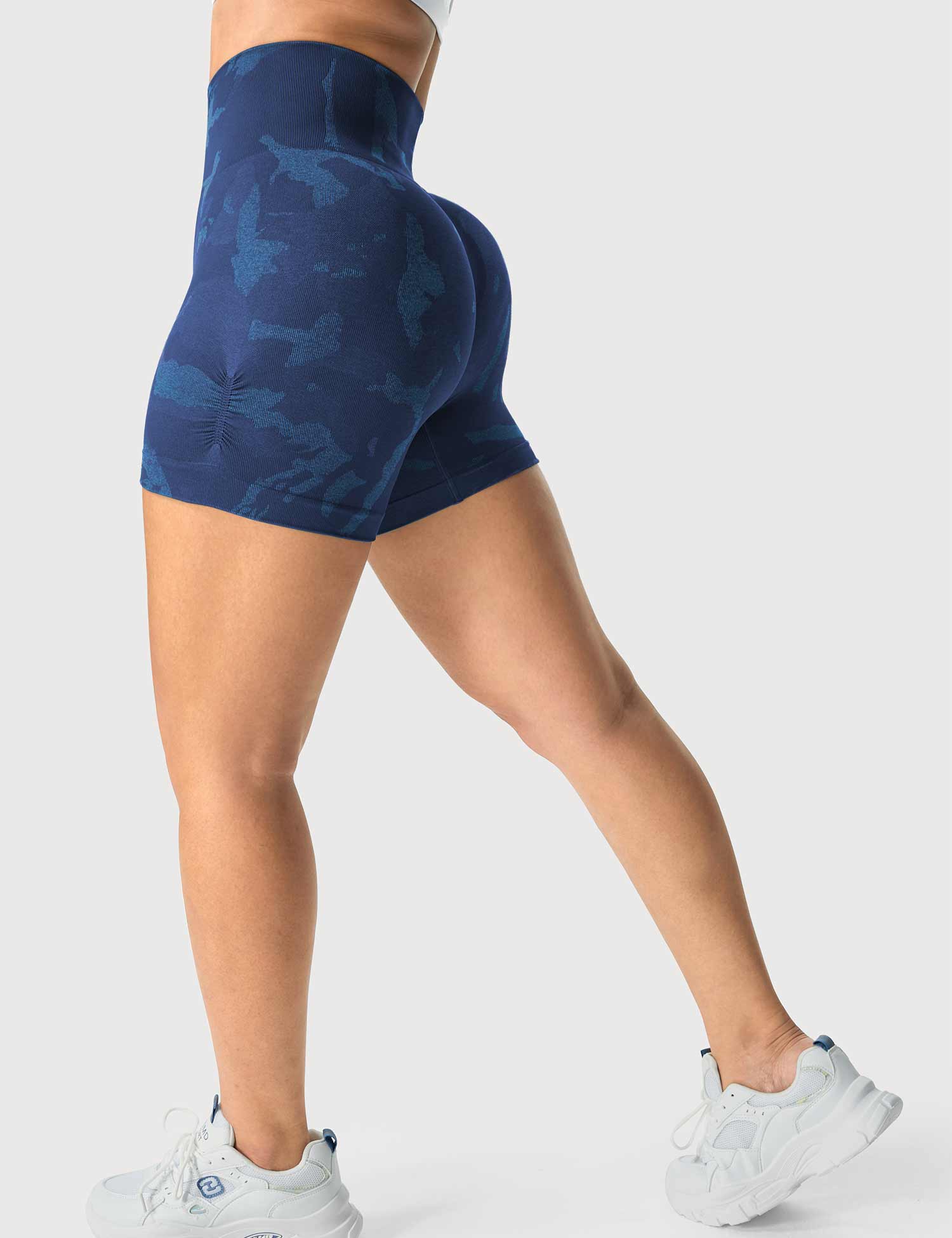 YGLEO Savanna Seamless Shorts