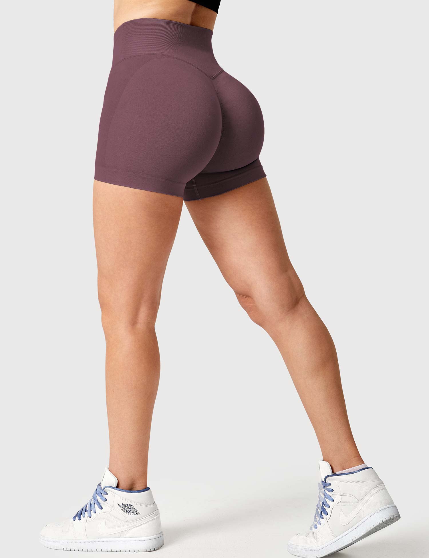 YGLEO 3.6”Amplify V-Waistband Shorts