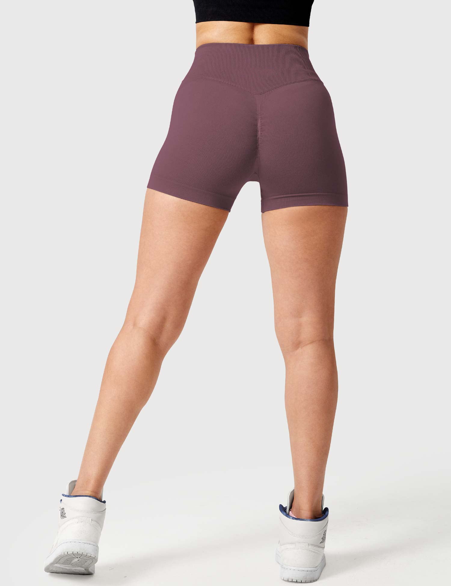 YGLEO 3.6”Amplify V-Waistband Shorts