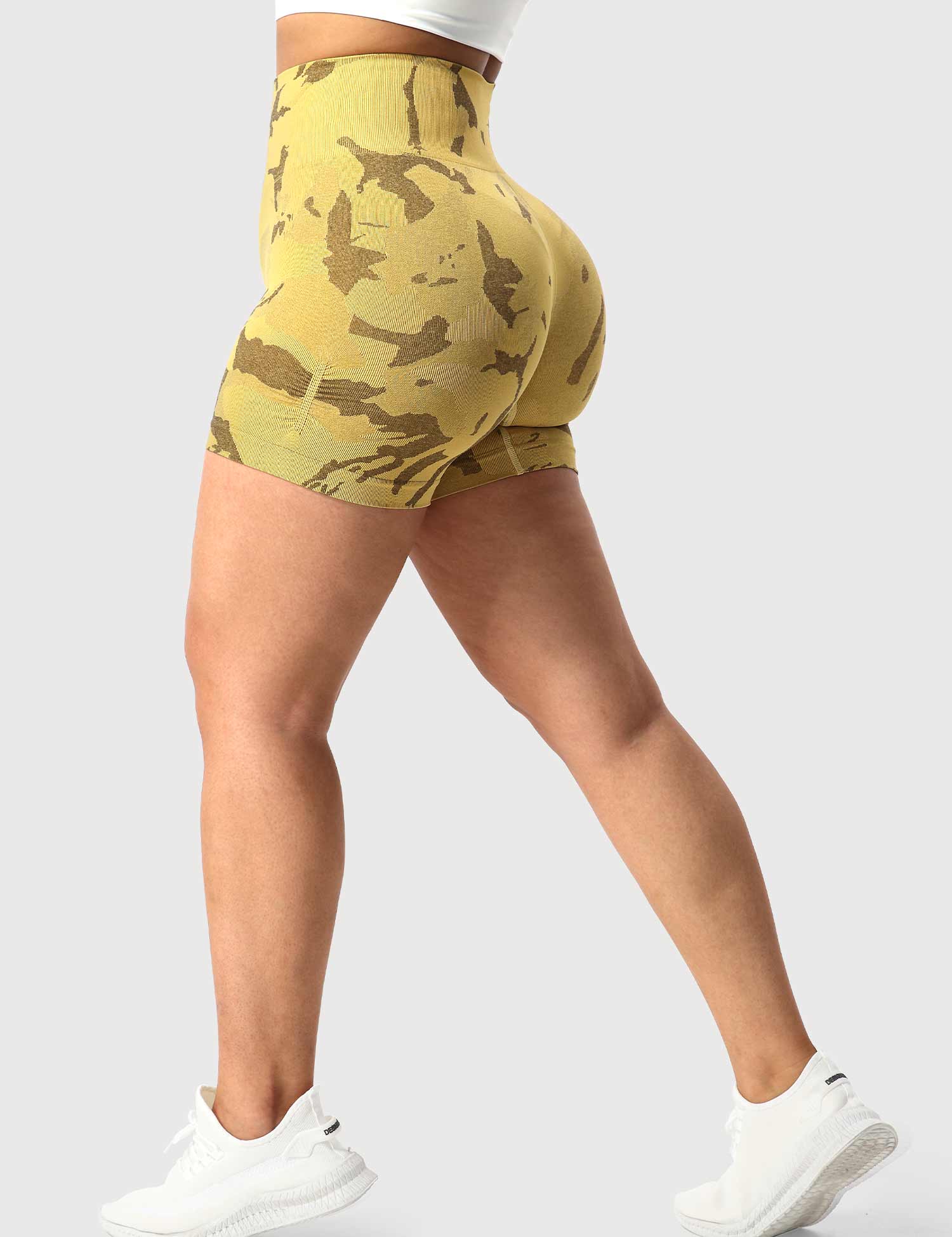 YGLEO Savanna Seamless Shorts