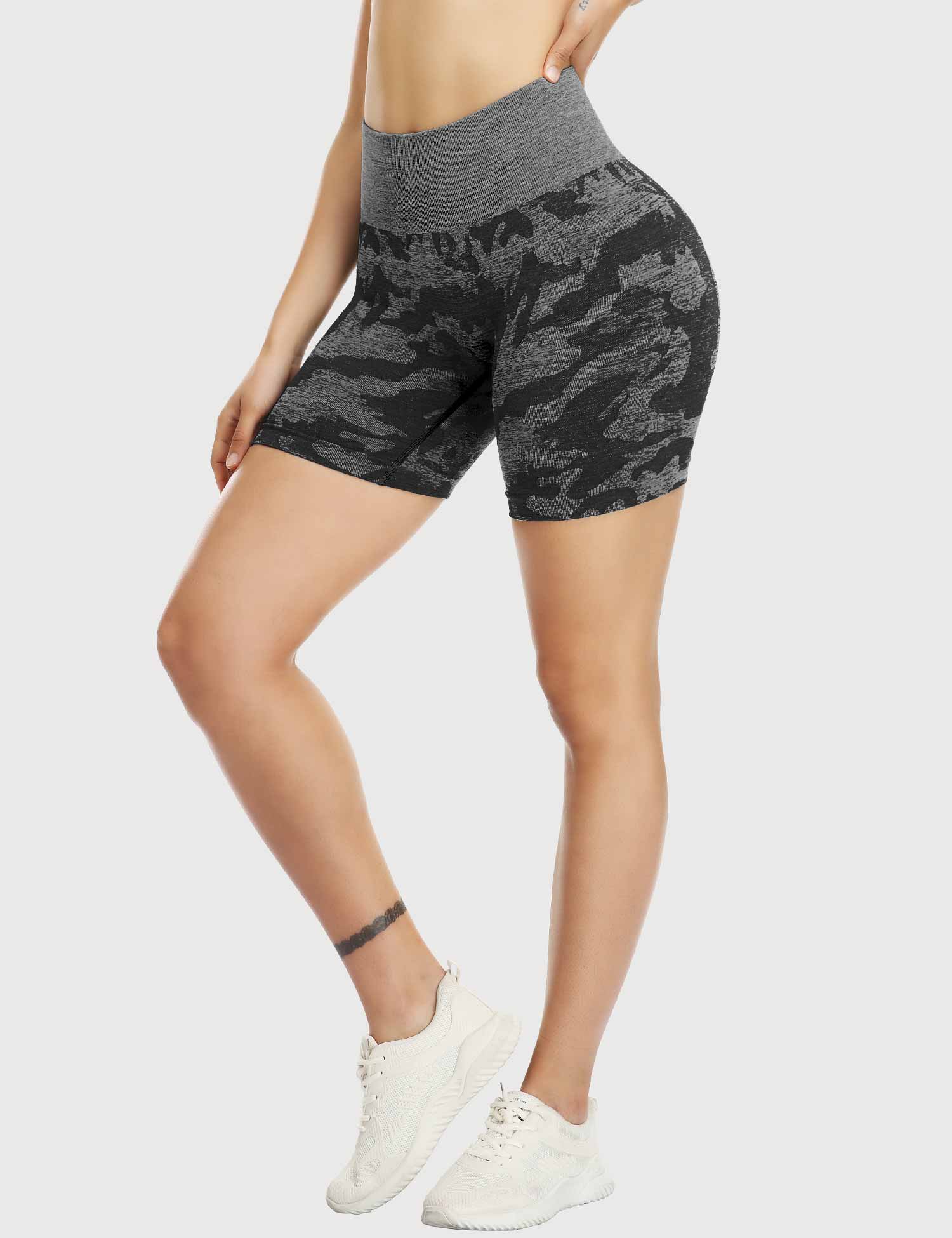 YGLEO Camo Seamless Shorts