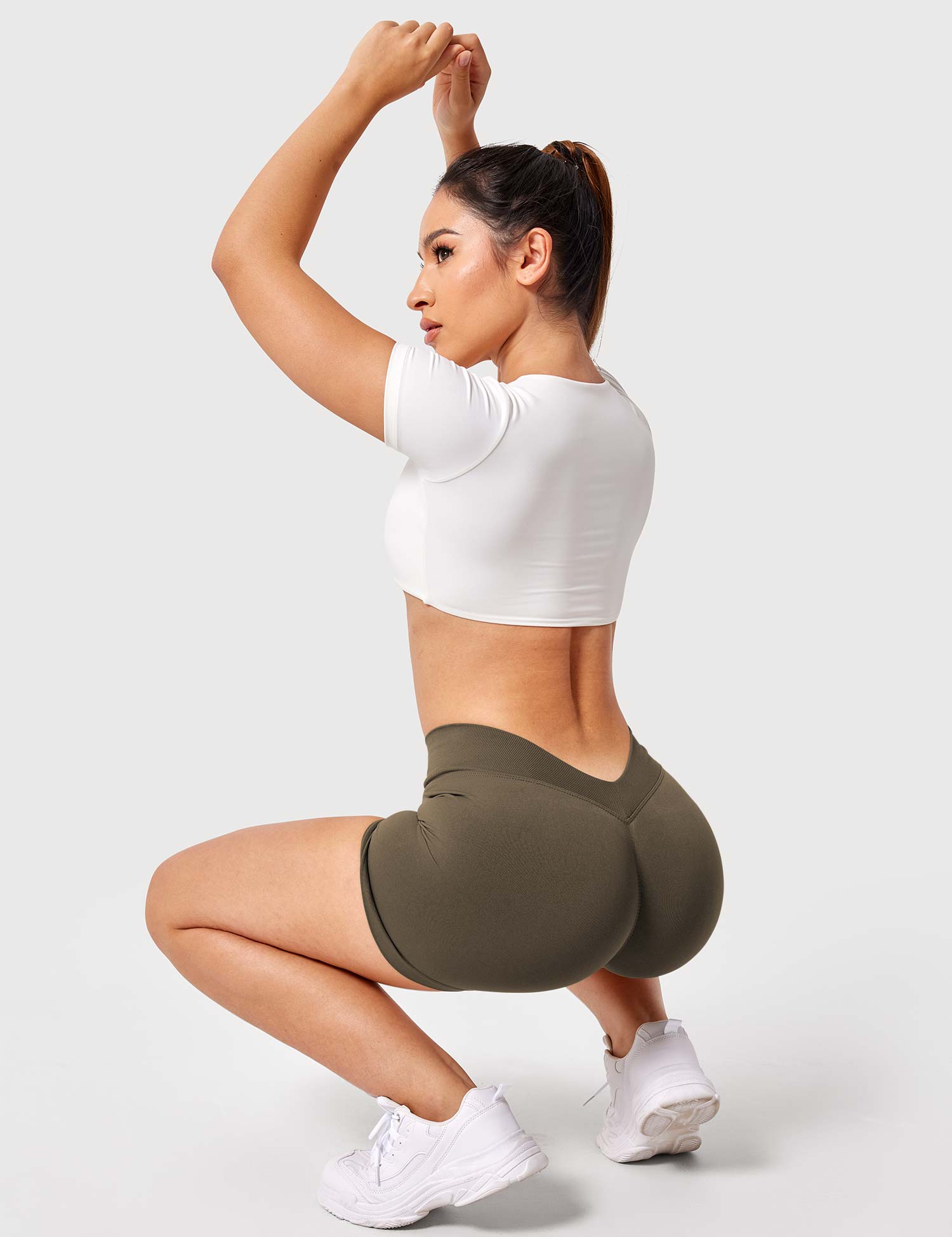 YGLEO V Cross Liz Seamless Shorts 3.6"