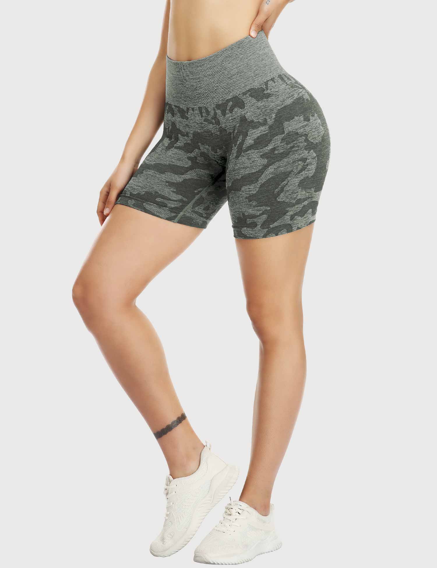 YGLEO Camo Seamless Shorts