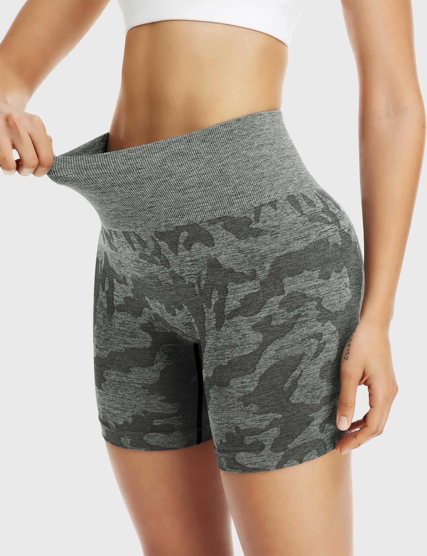 YGLEO Camo Seamless Shorts