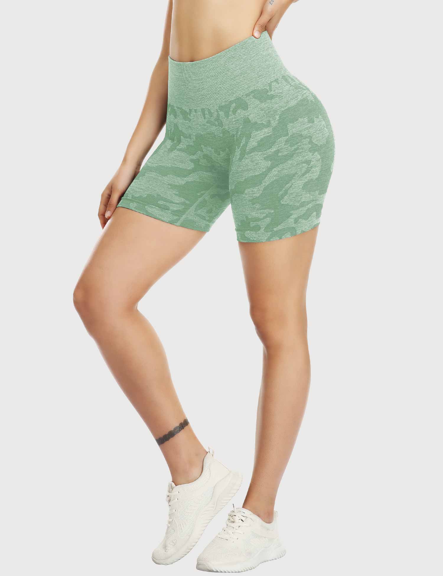 YGLEO Camo Seamless Shorts