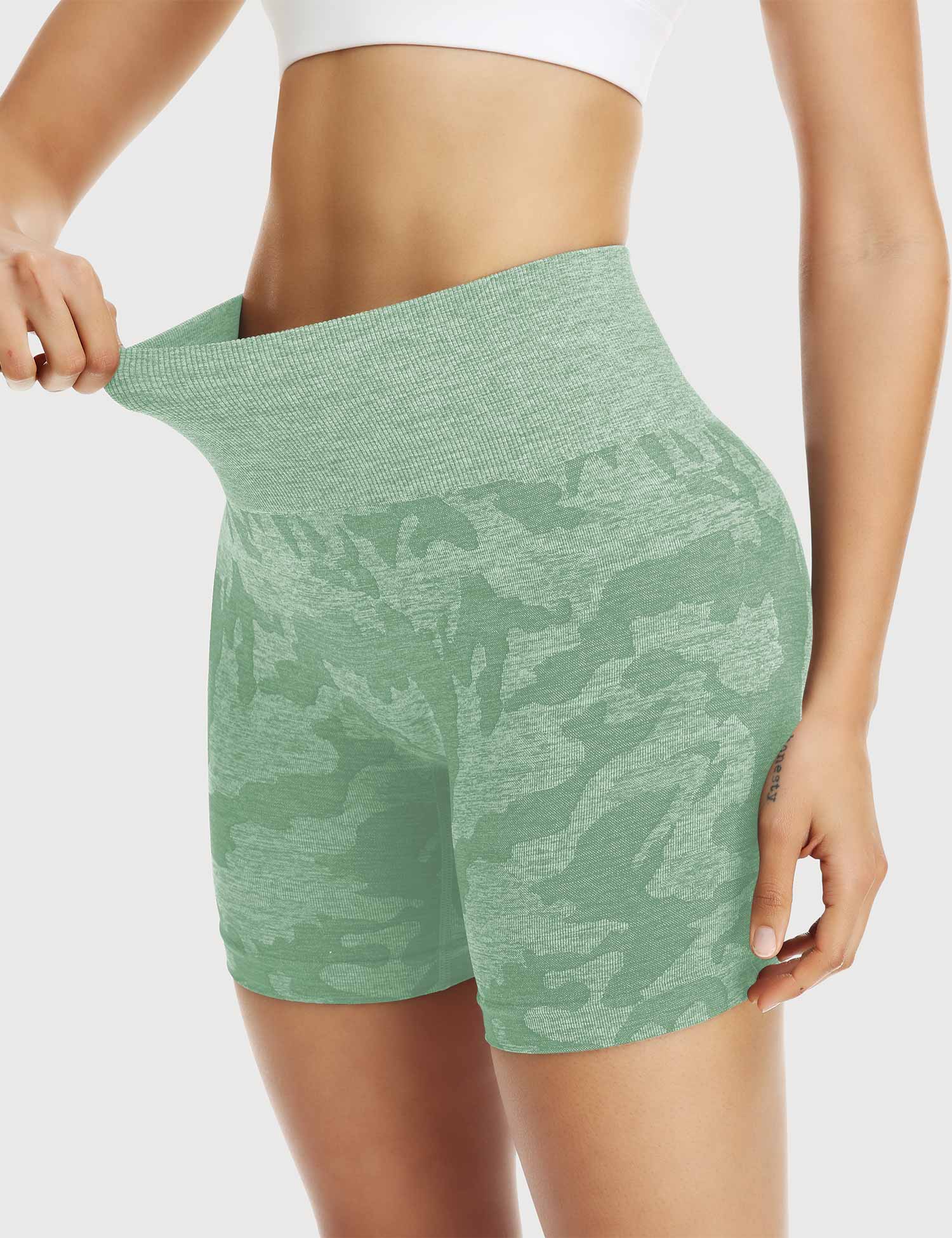 YGLEO Camo Seamless Shorts