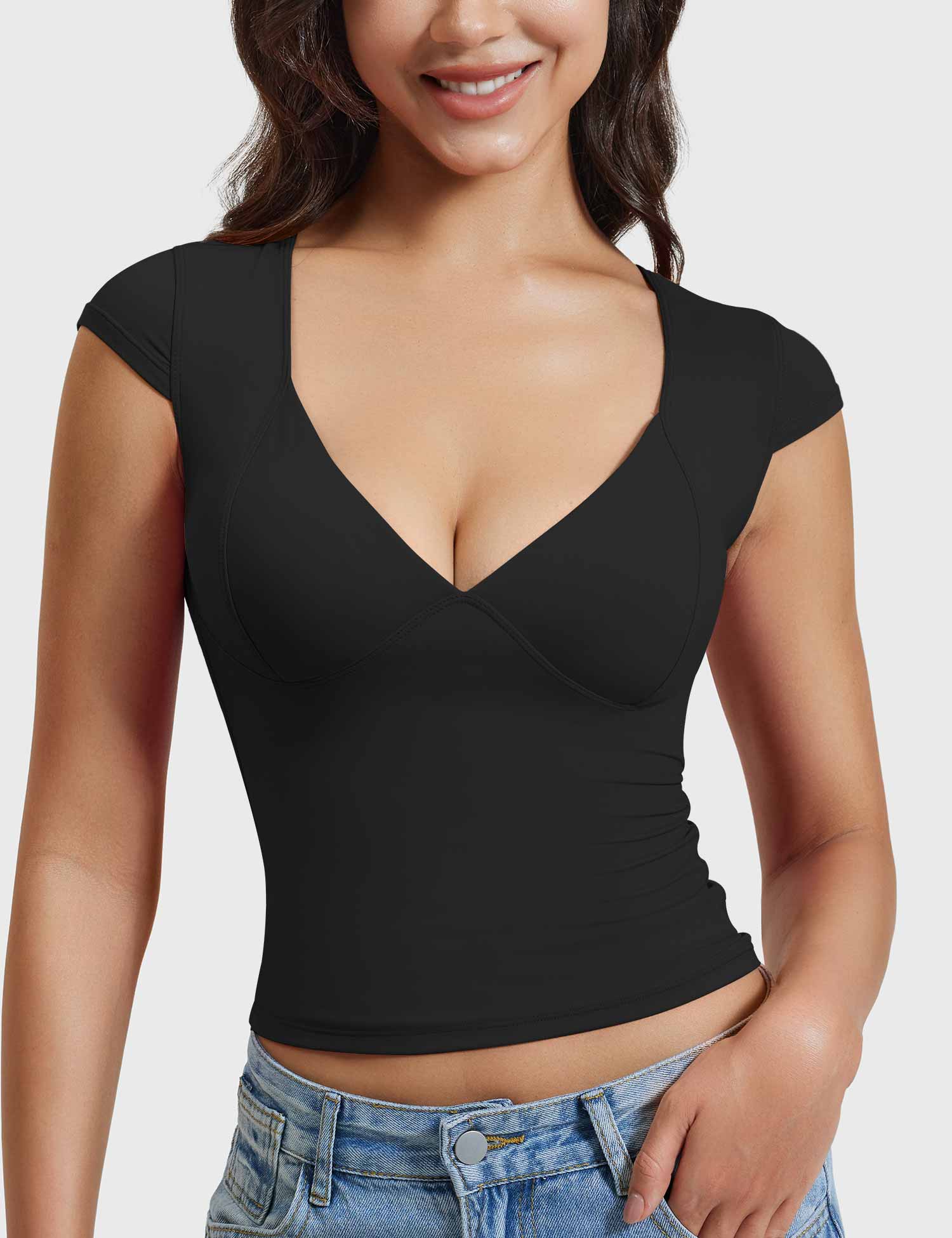 YGLEO Diva V Neck Top