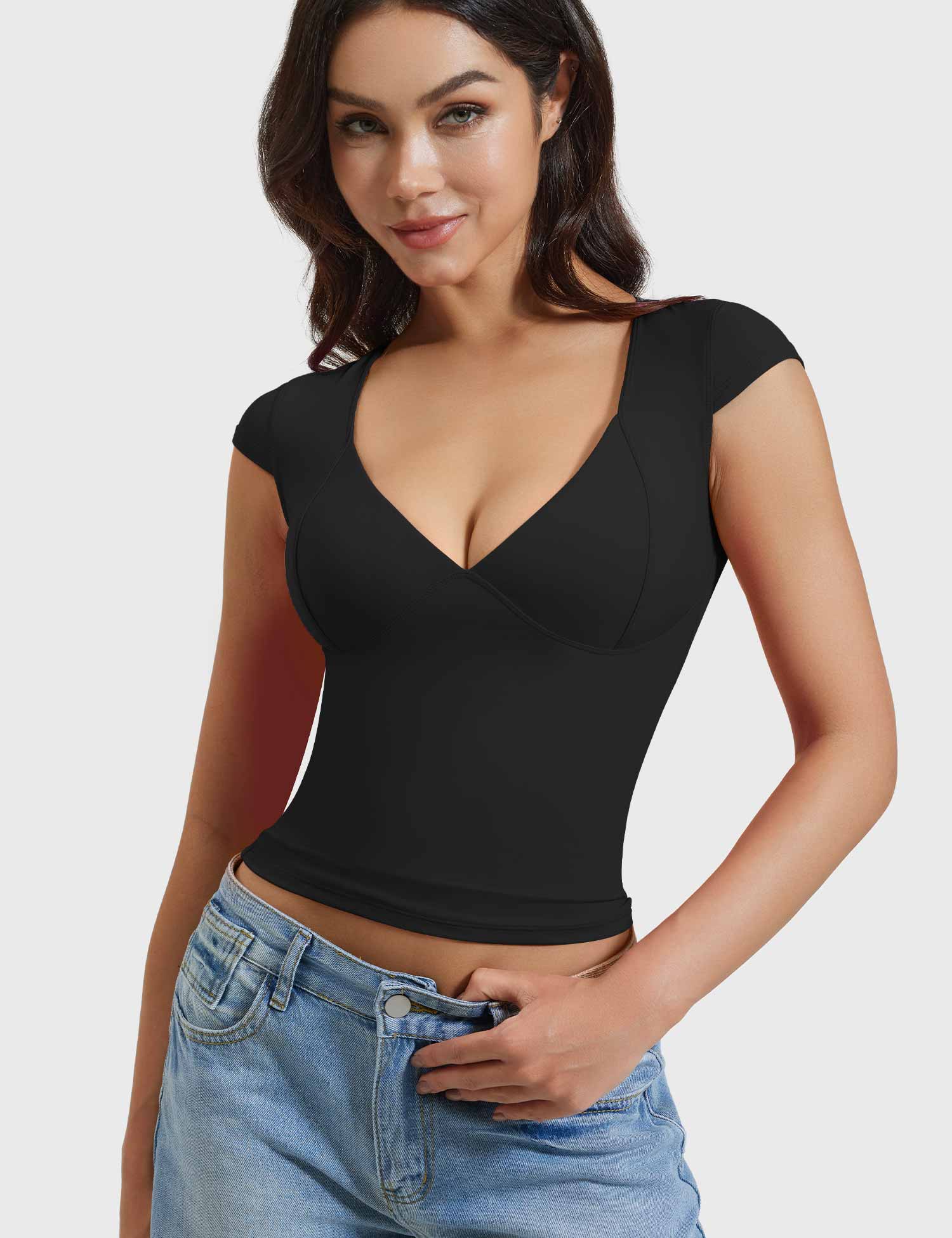 YGLEO Diva V Neck Top