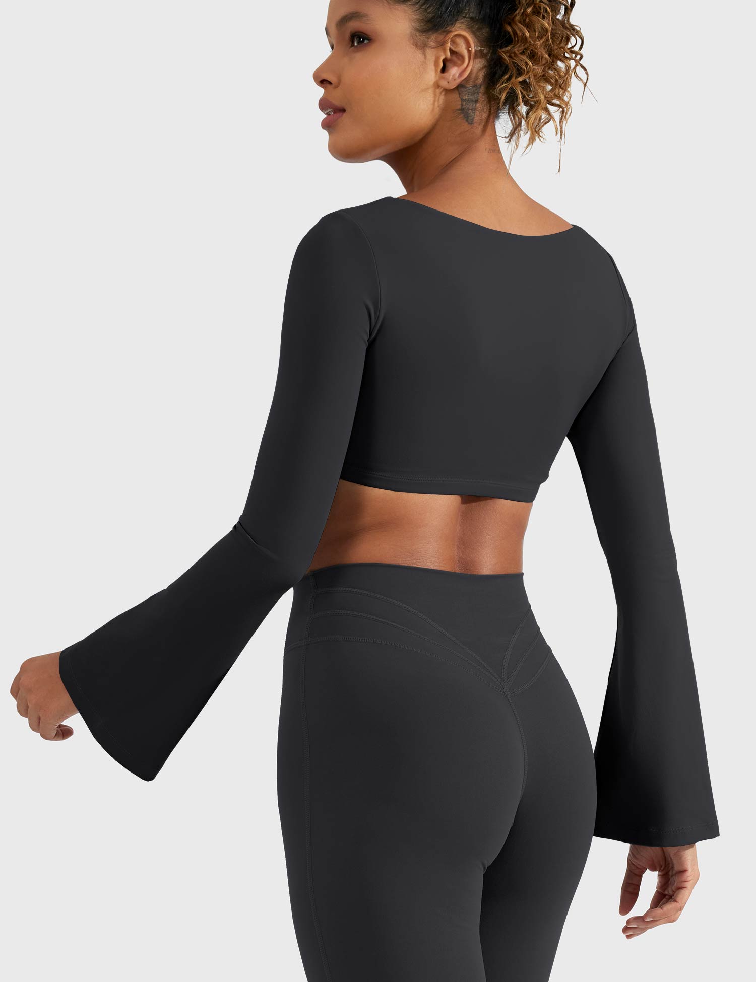 YGLEO Sweety Long Sleeves Crop Top