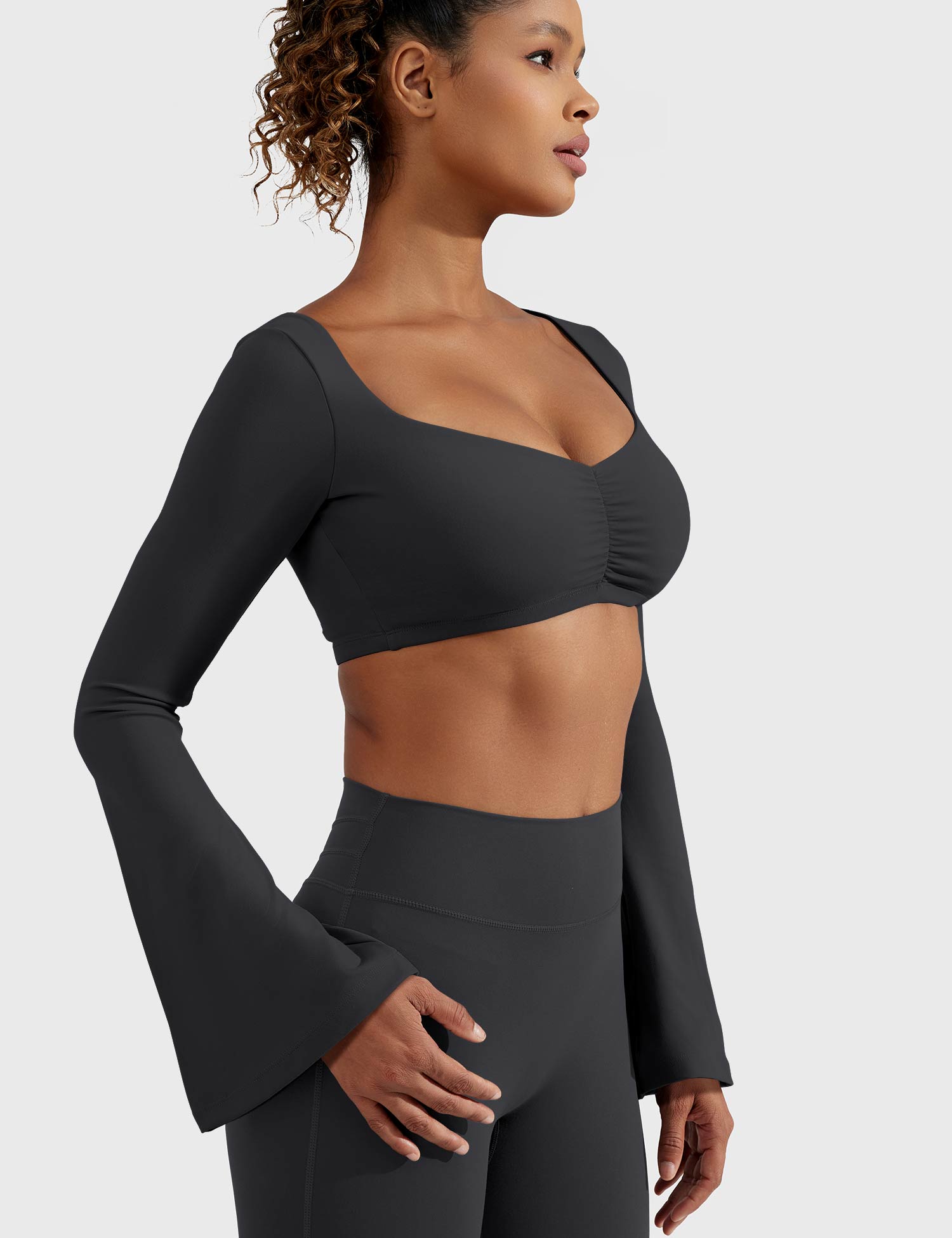 YGLEO Sweety Long Sleeves Crop Top