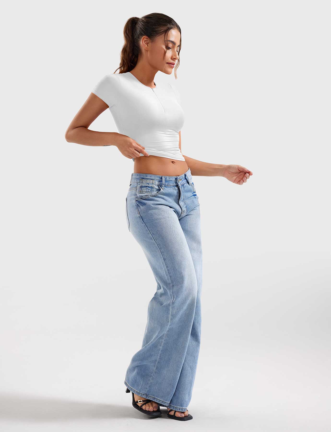 YGLEO Laurisa Zip Up Crop Top