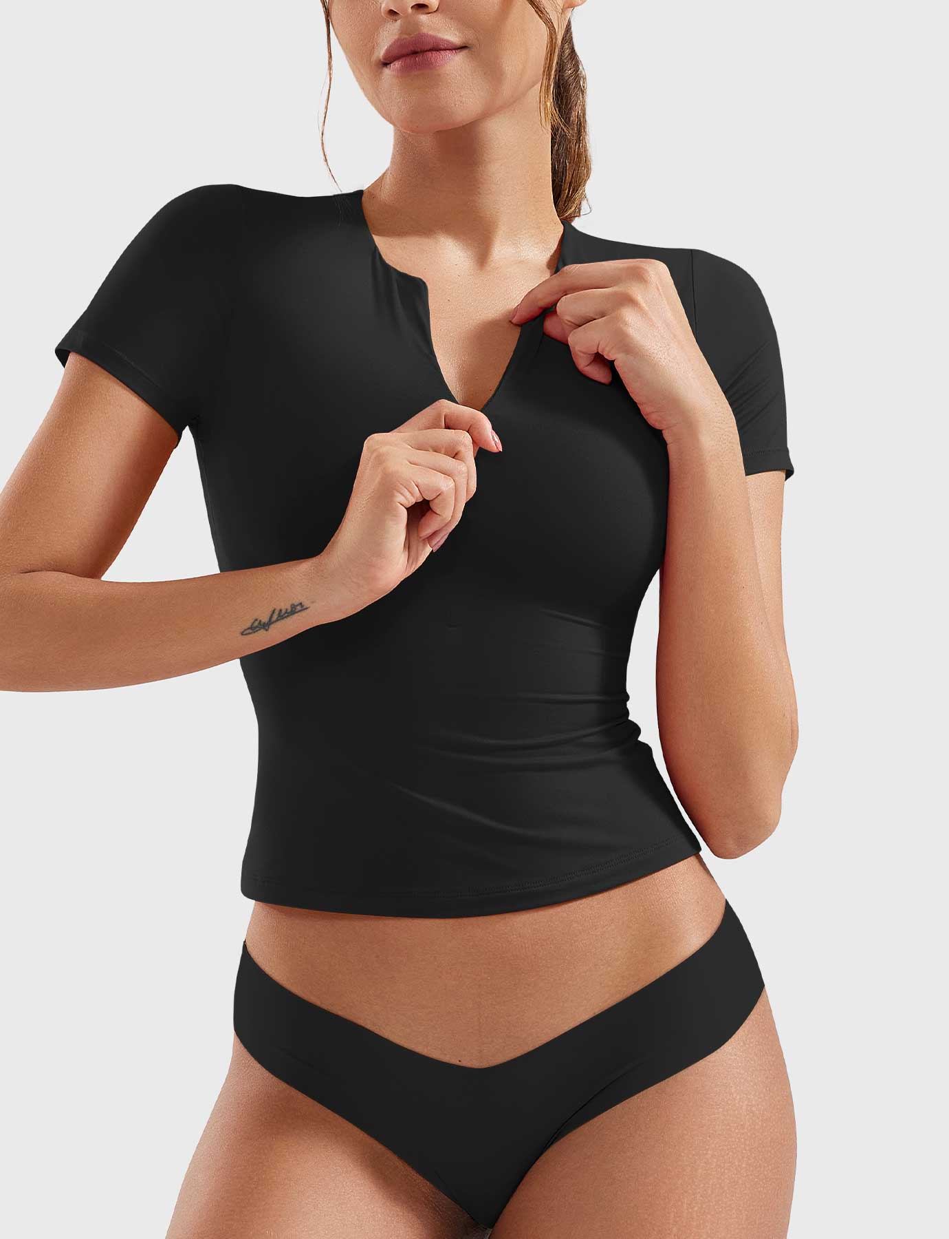 YGLEO Laurisa Zip Up Crop Top