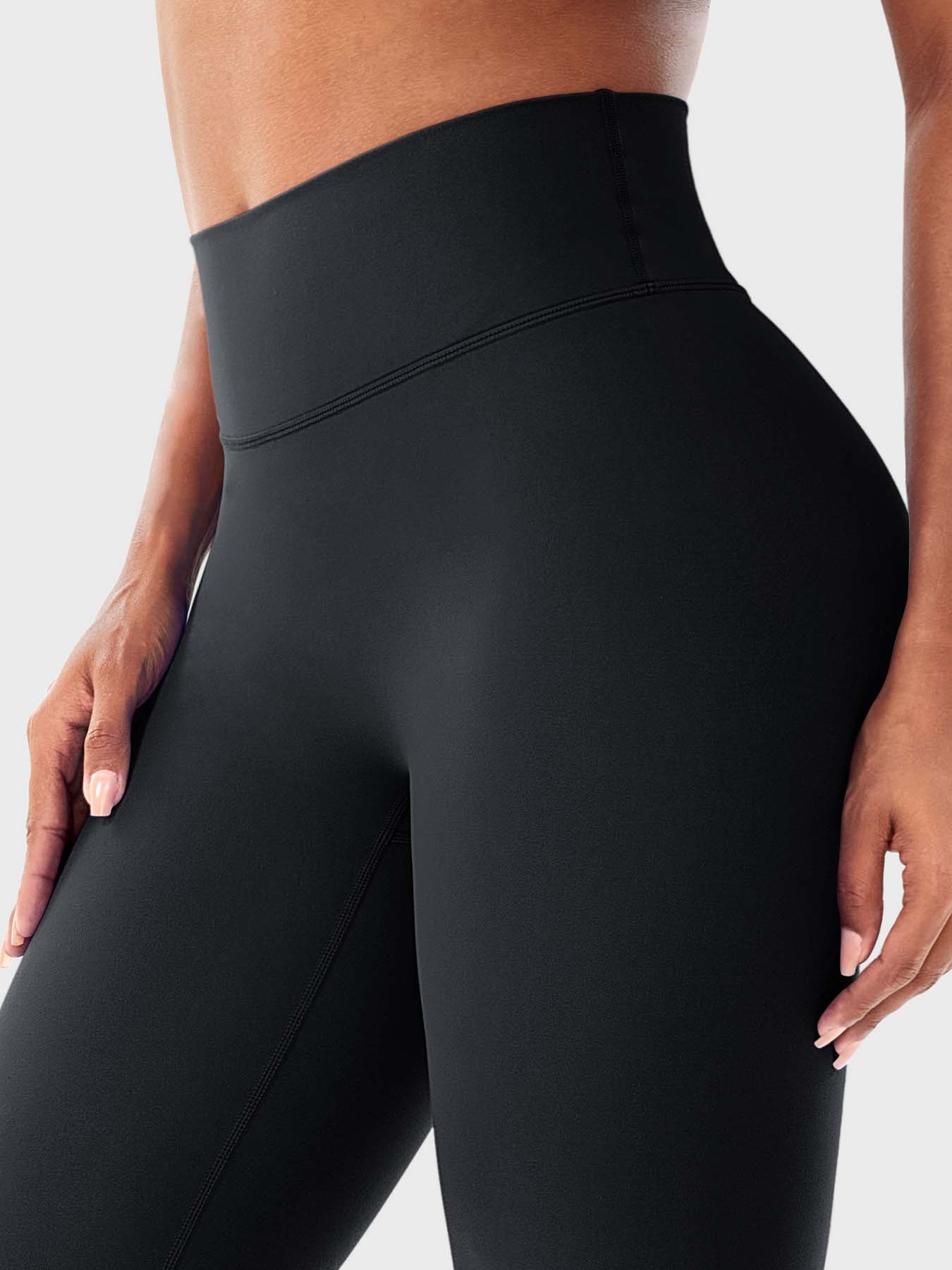YGLEO Edwine Scrunch Leggings