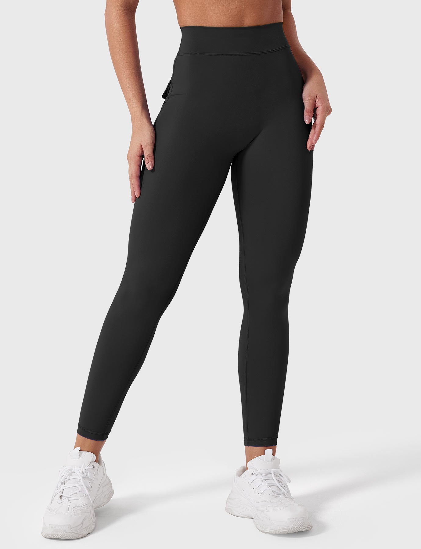 YGLEO V-Back Charm Leggings