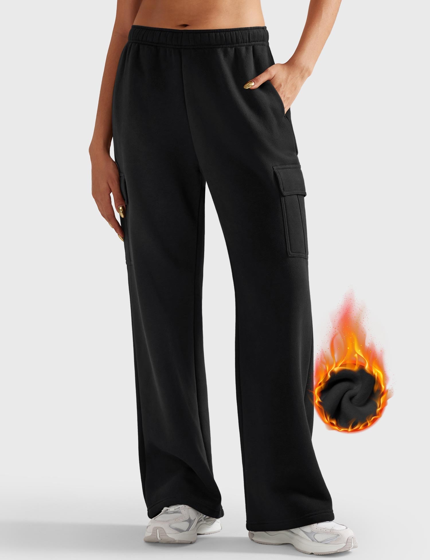 YGLEO Nairi Cargo Sweatpants