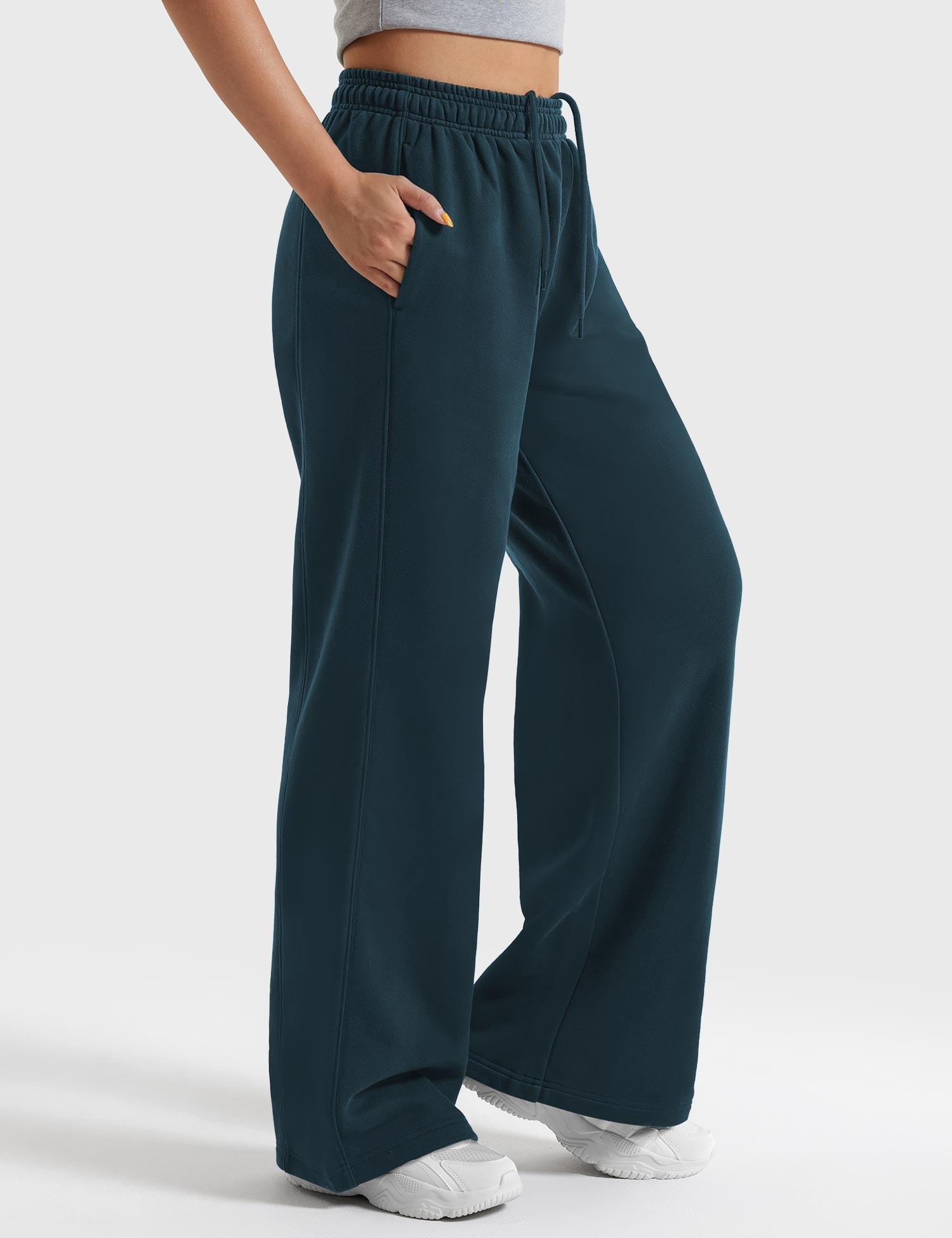 YGLEO Penny Straight Leg Sweatpants