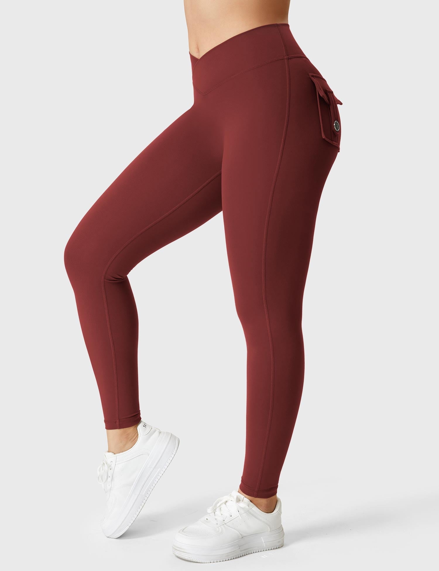 YGLEO V-waistband Charm Leggings